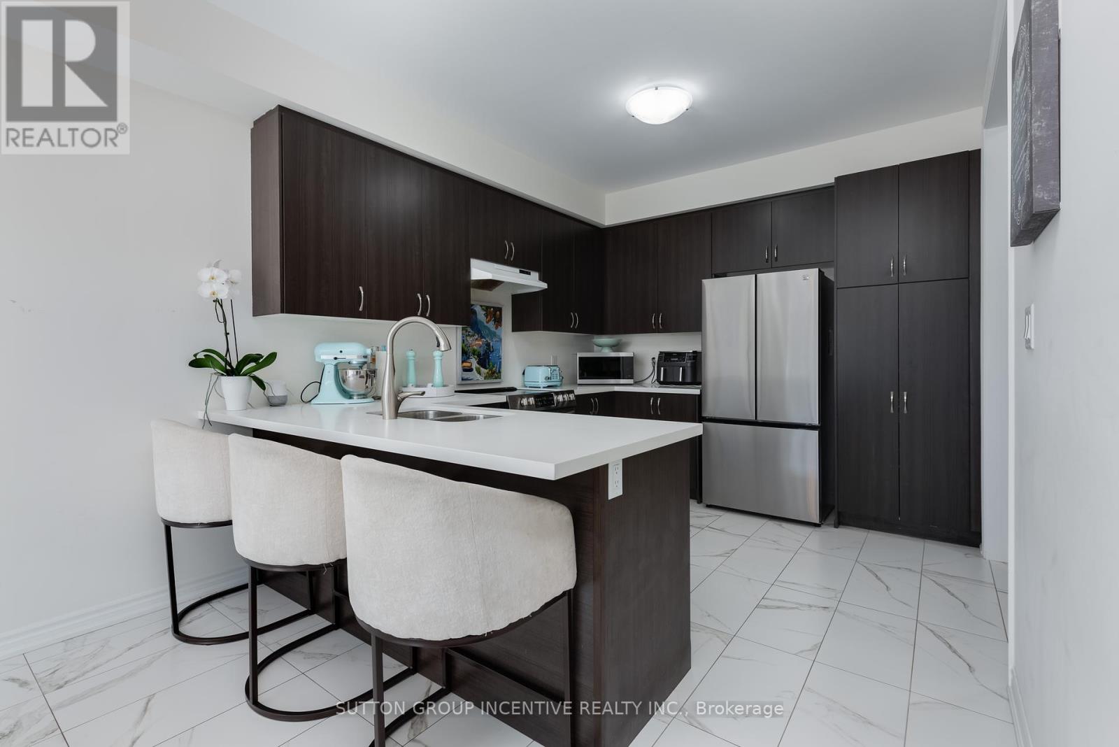 2271 Grainger Loop, Innisfil, Ontario  L9S 0M9 - Photo 6 - N12389590
