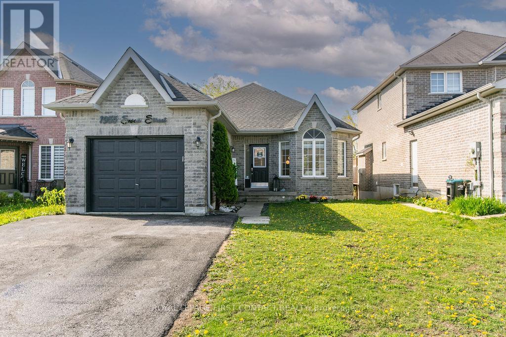 1955 SWAN STREET, Innisfil, Ontario