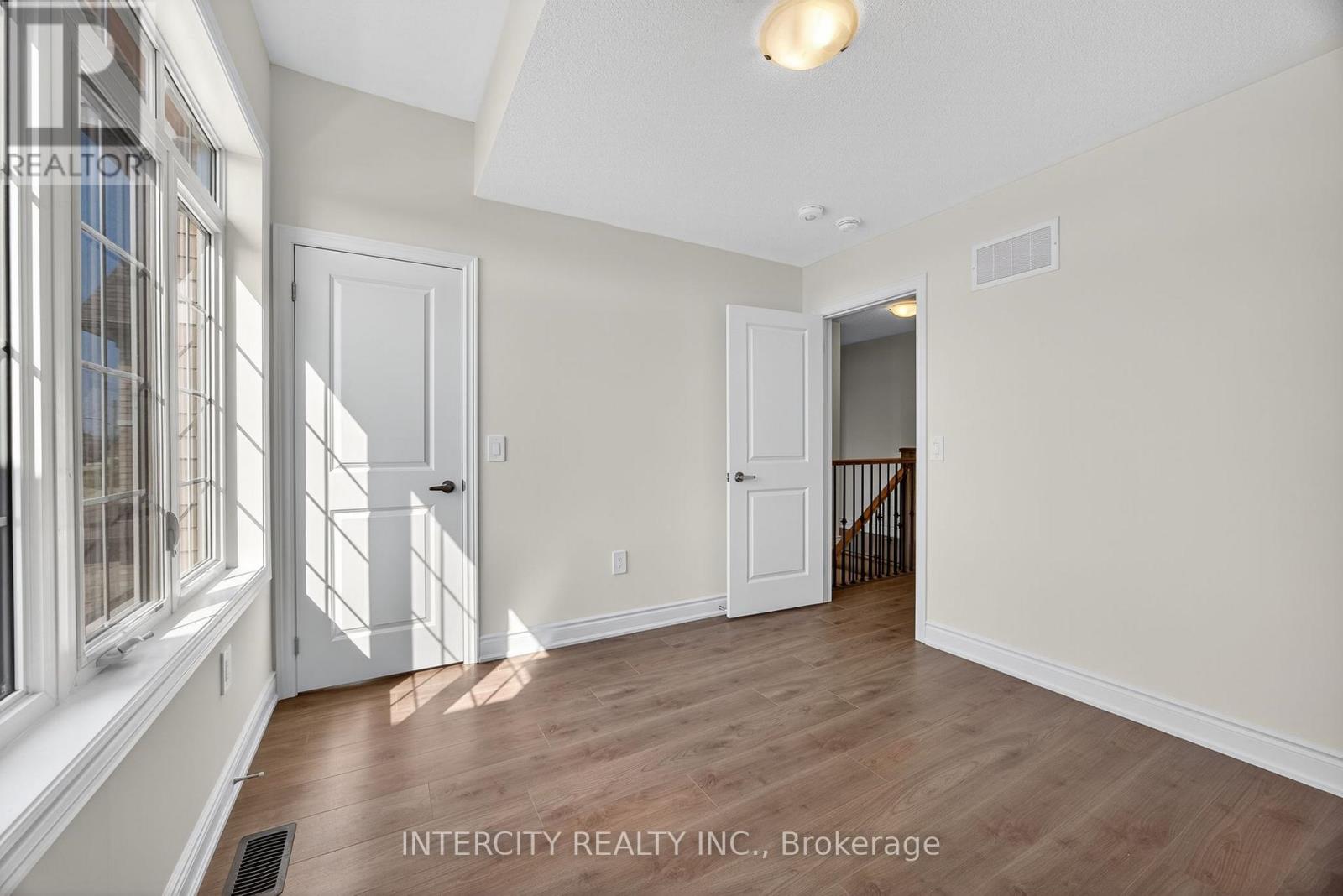 21 Avalon Drive, Wasaga Beach, Ontario  L9R 0M2 - Photo 22 - S12389567