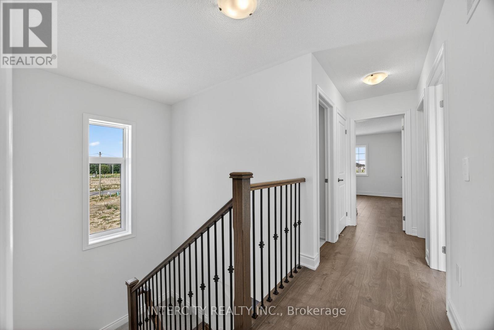 23 Avalon Drive, Wasaga Beach, Ontario  L9R 0M2 - Photo 16 - S12389574