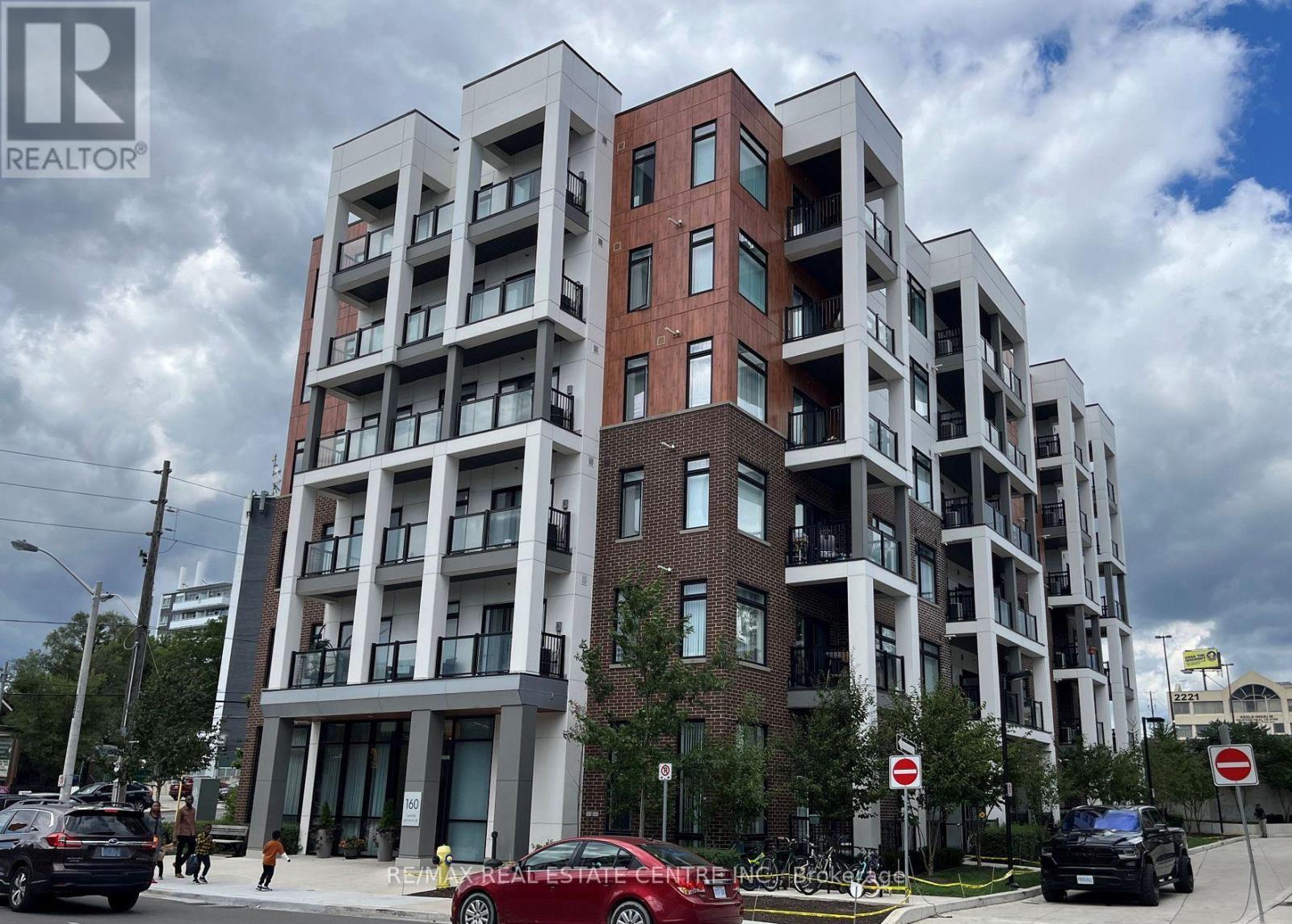 305 - 160 CANON JACKSON DRIVE, Toronto, Ontario