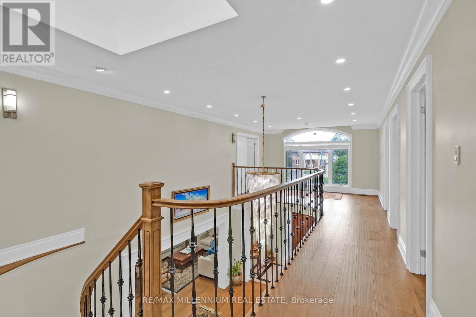 15 Julian Drive, Brampton, Ontario  L6P 0L3 - Photo 11 - W12389661