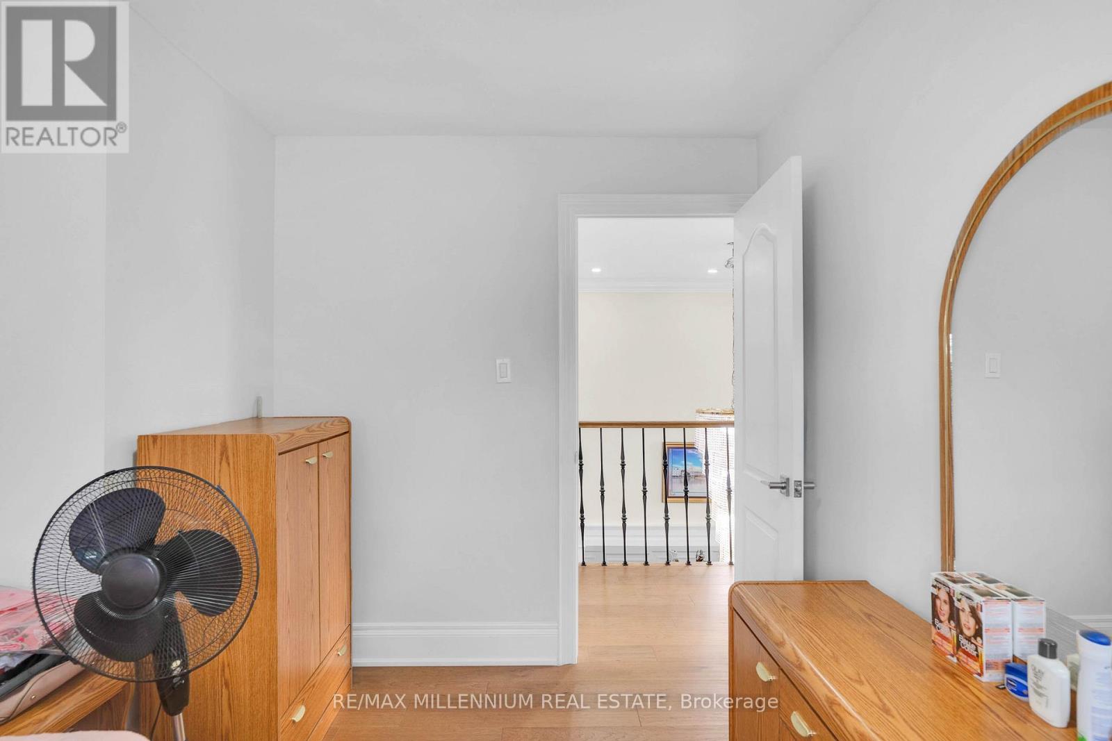 15 Julian Drive, Brampton, Ontario  L6P 0L3 - Photo 18 - W12389661