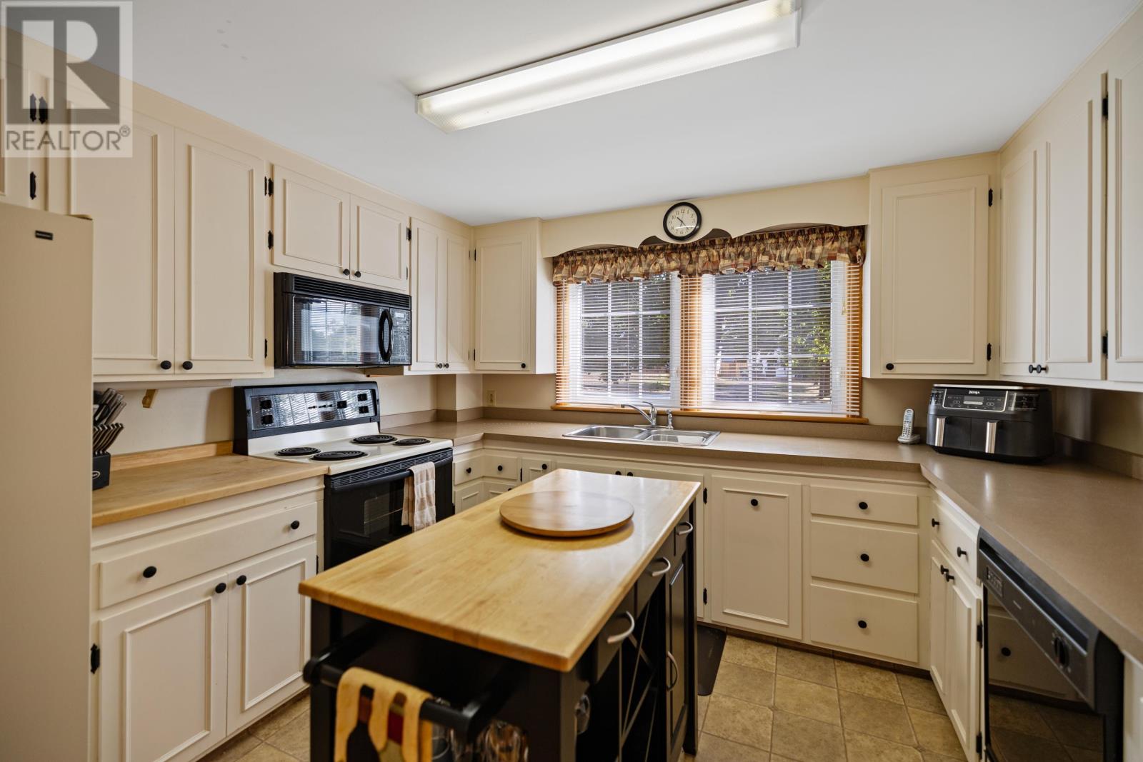 53 Maple Avenue, Sherwood, Prince Edward Island  C1A 6E8 - Photo 14 - 202522729