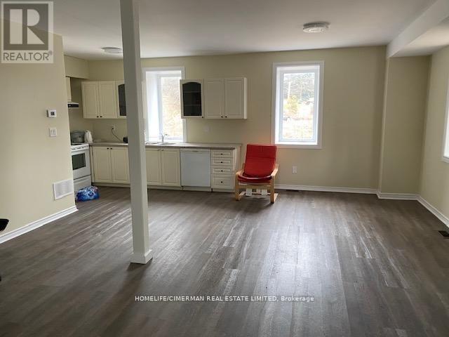 937054 Airport Road, Mulmur, Ontario  L9V 0L6 - Photo 6 - X12389522