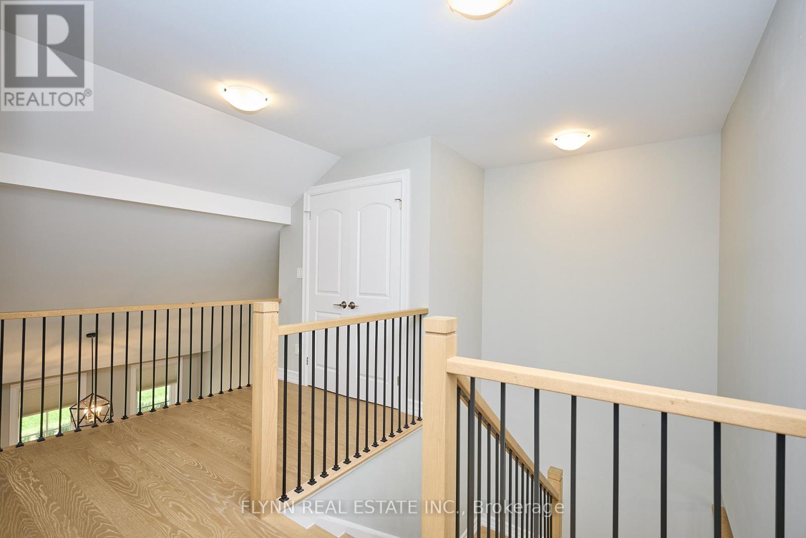 160 Anne Street, Niagara-On-The-Lake, Ontario  L0S 1J0 - Photo 34 - X12389581