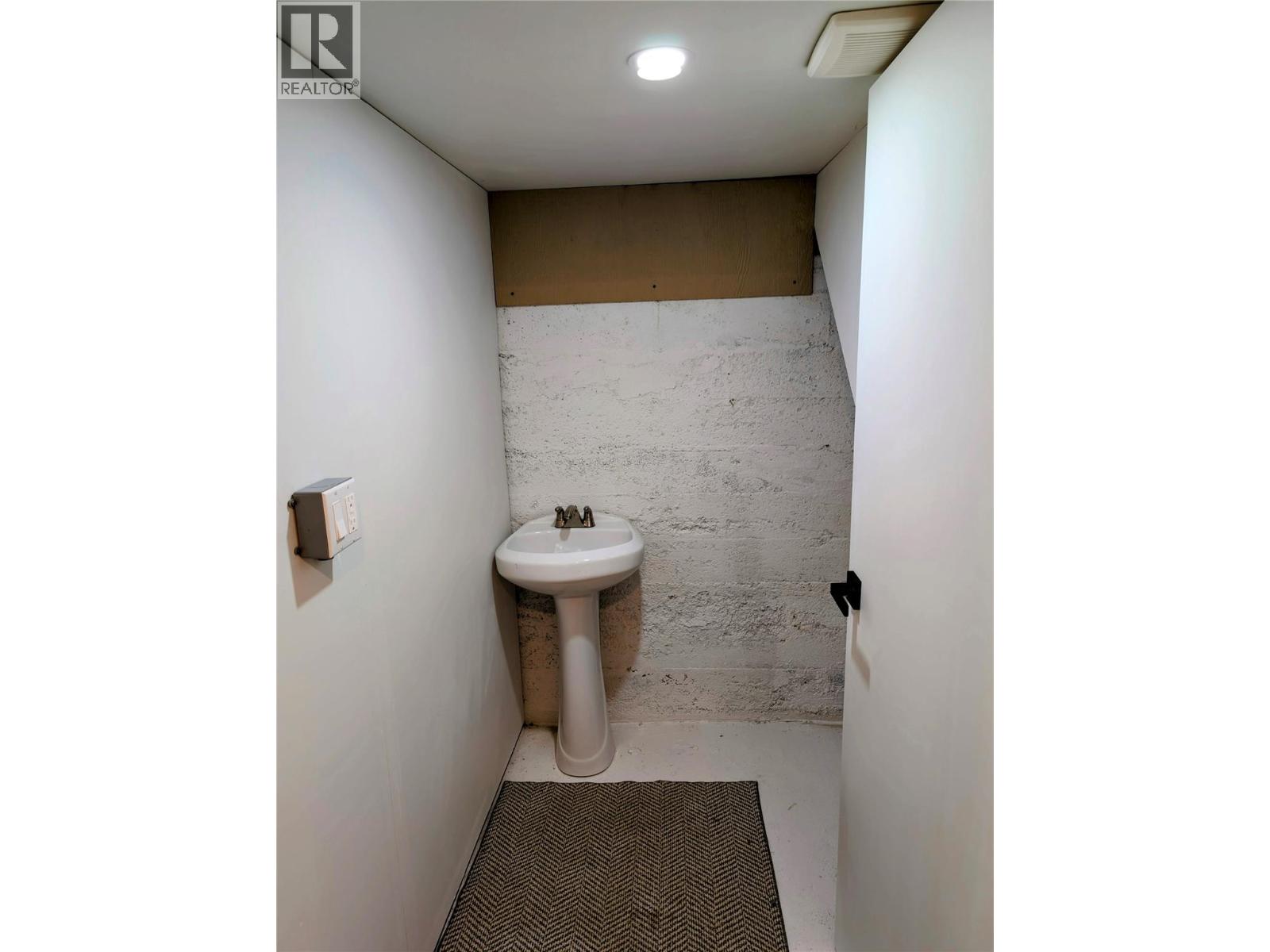 4152 51 Street, Canyon, British Columbia  V0B 1C1 - Photo 28 - 10354192