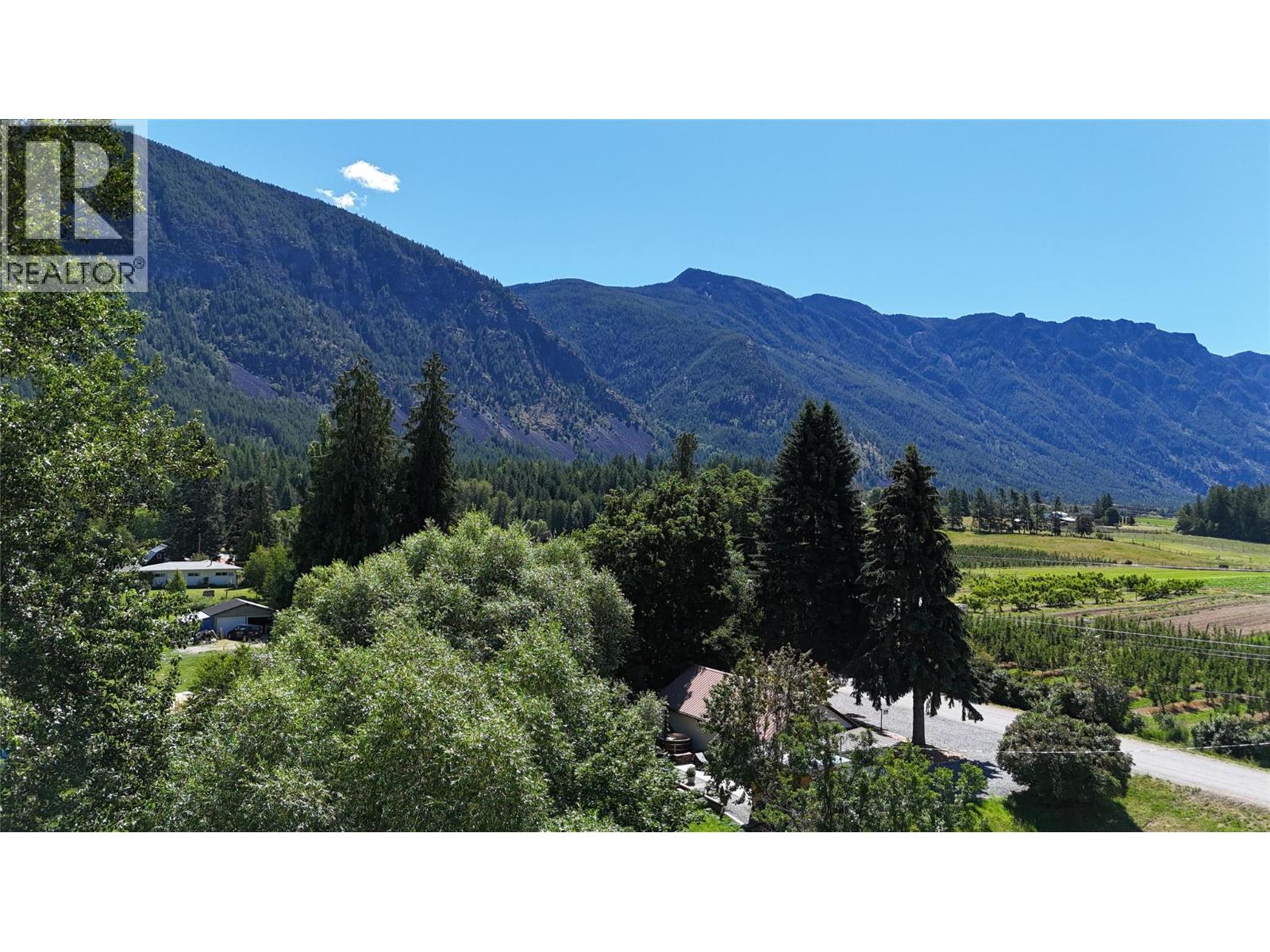 4152 51 Street, Canyon, British Columbia  V0B 1C1 - Photo 5 - 10354192