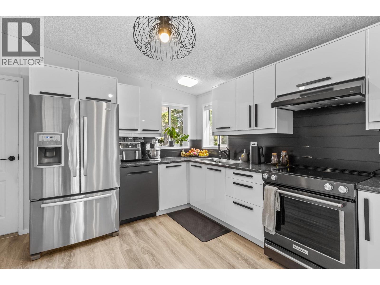338 Howards Road, Vernon, British Columbia  V1T 6Y5 - Photo 11 - 10361902