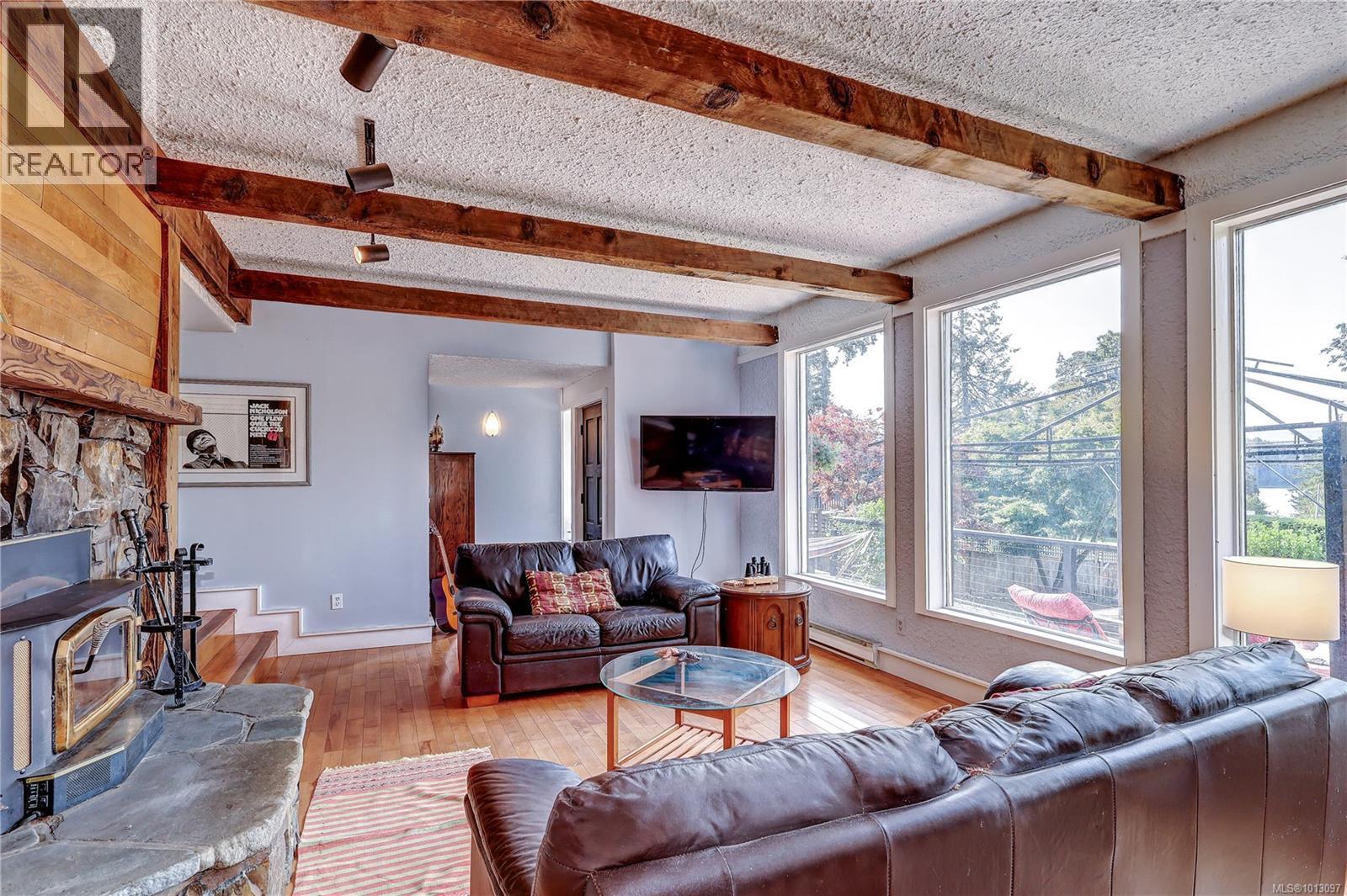 1546 Marina Way, Nanoose Bay, British Columbia