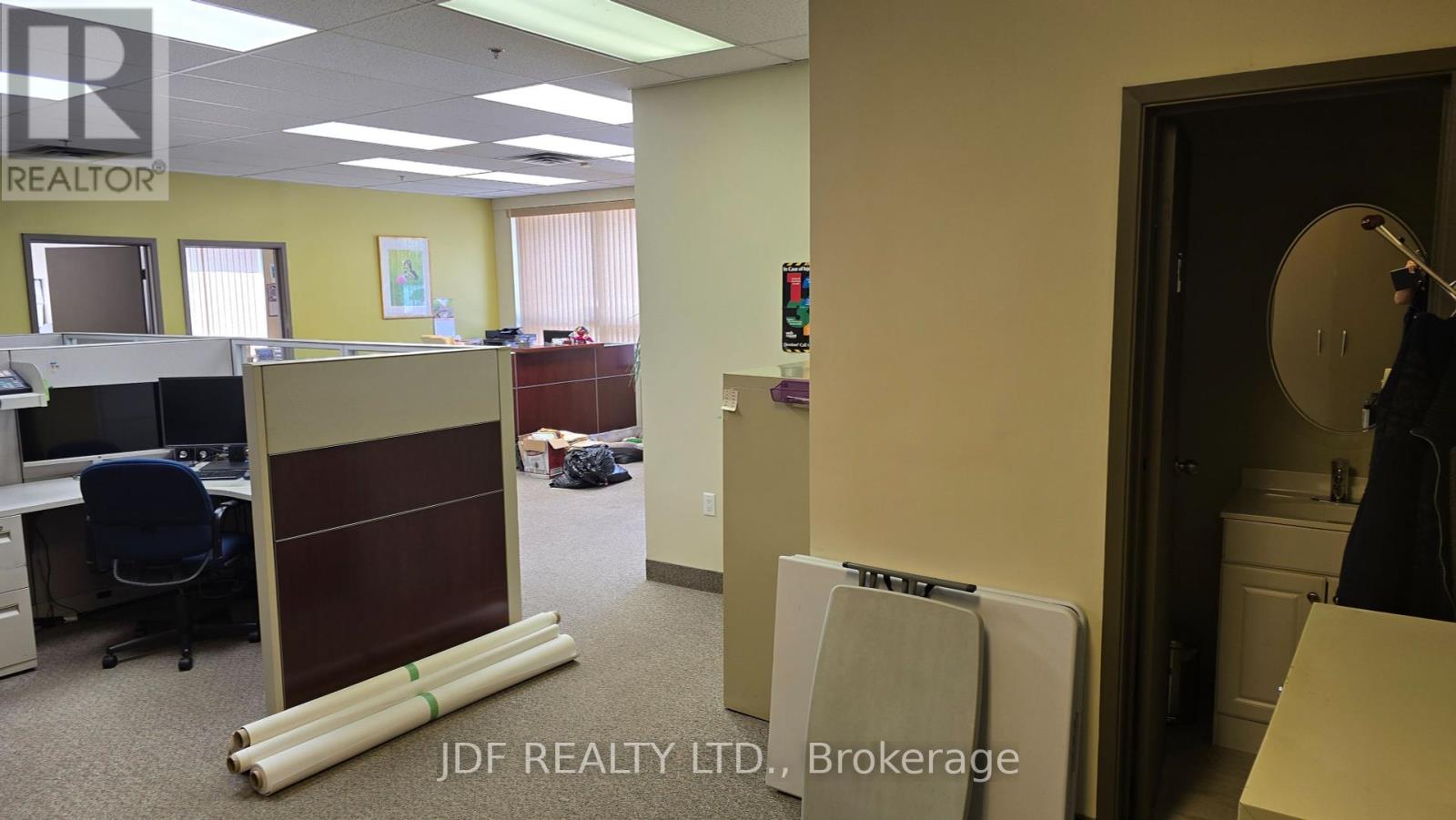 1 & 2 - 145 Jardin Drive, Vaughan, Ontario  L4K 1X7 - Photo 10 - N12389663