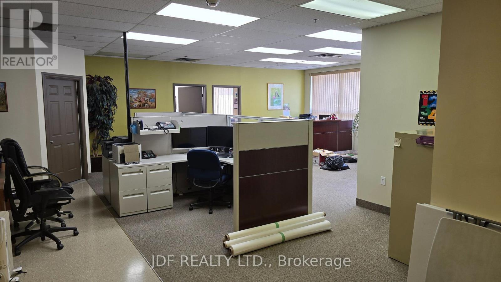 1 & 2 - 145 Jardin Drive, Vaughan, Ontario  L4K 1X7 - Photo 11 - N12389663