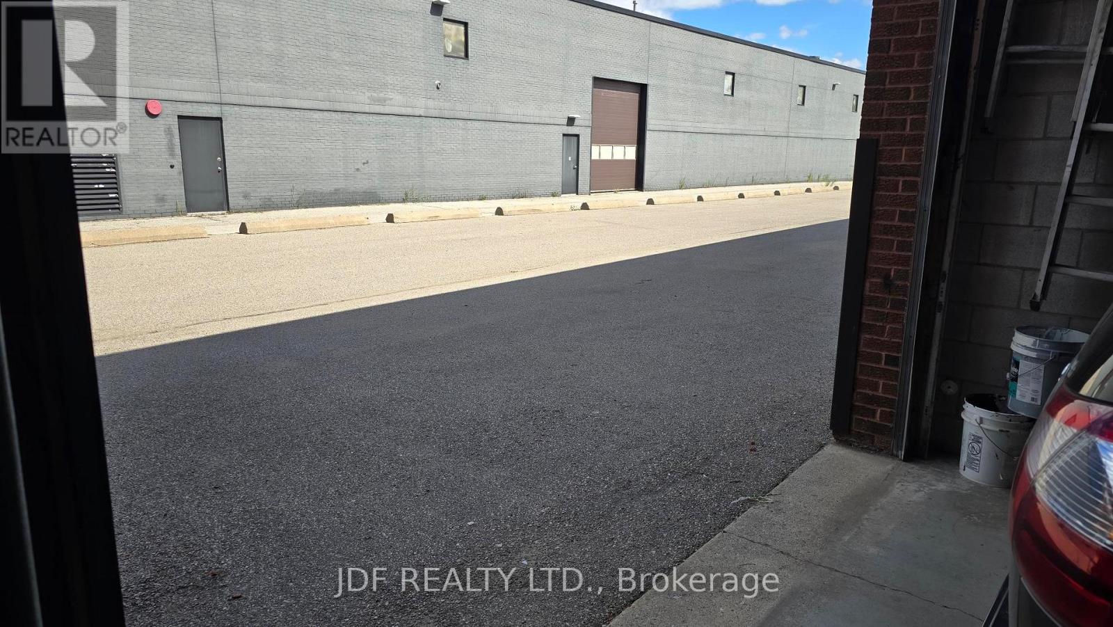 1 & 2 - 145 Jardin Drive, Vaughan, Ontario  L4K 1X7 - Photo 23 - N12389663