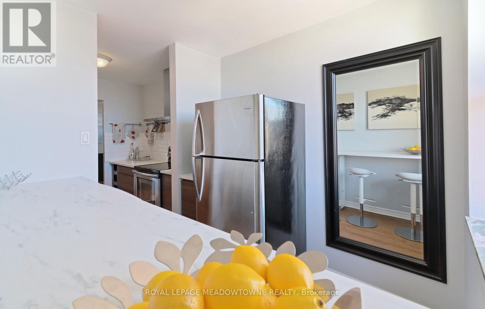 609 - 966 Inverhouse Drive, Mississauga, Ontario  L5J 4B6 - Photo 16 - W12388829
