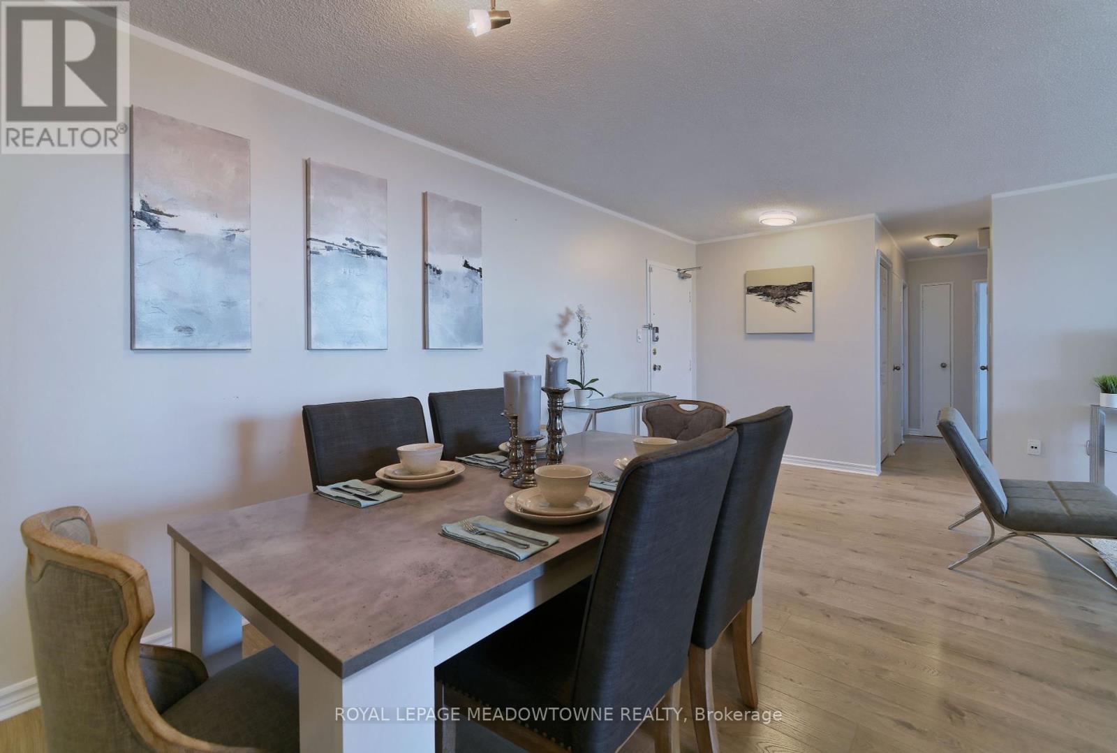 609 - 966 Inverhouse Drive, Mississauga, Ontario  L5J 4B6 - Photo 7 - W12388829