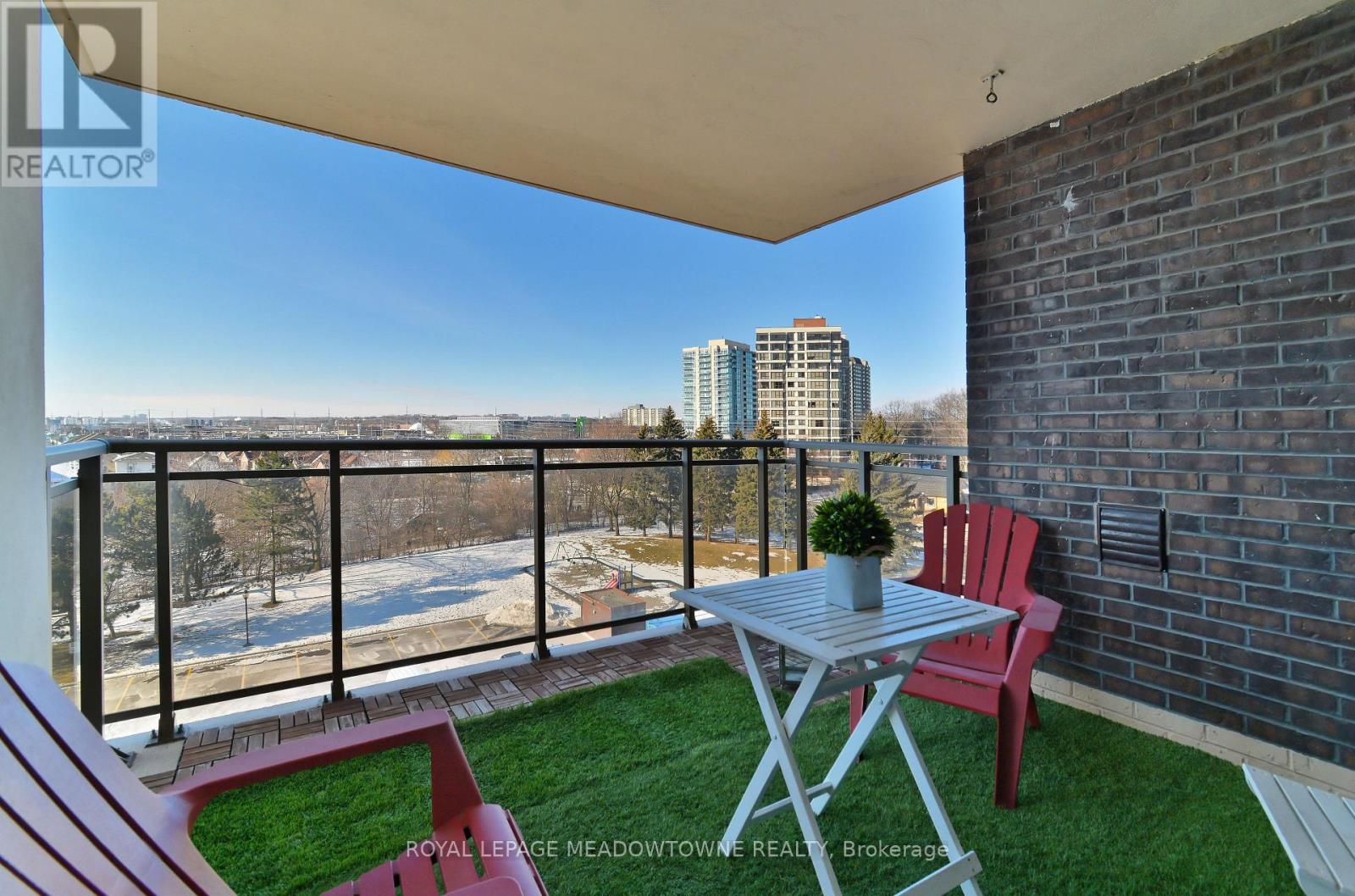 609 - 966 Inverhouse Drive, Mississauga, Ontario  L5J 4B6 - Photo 5 - W12388829