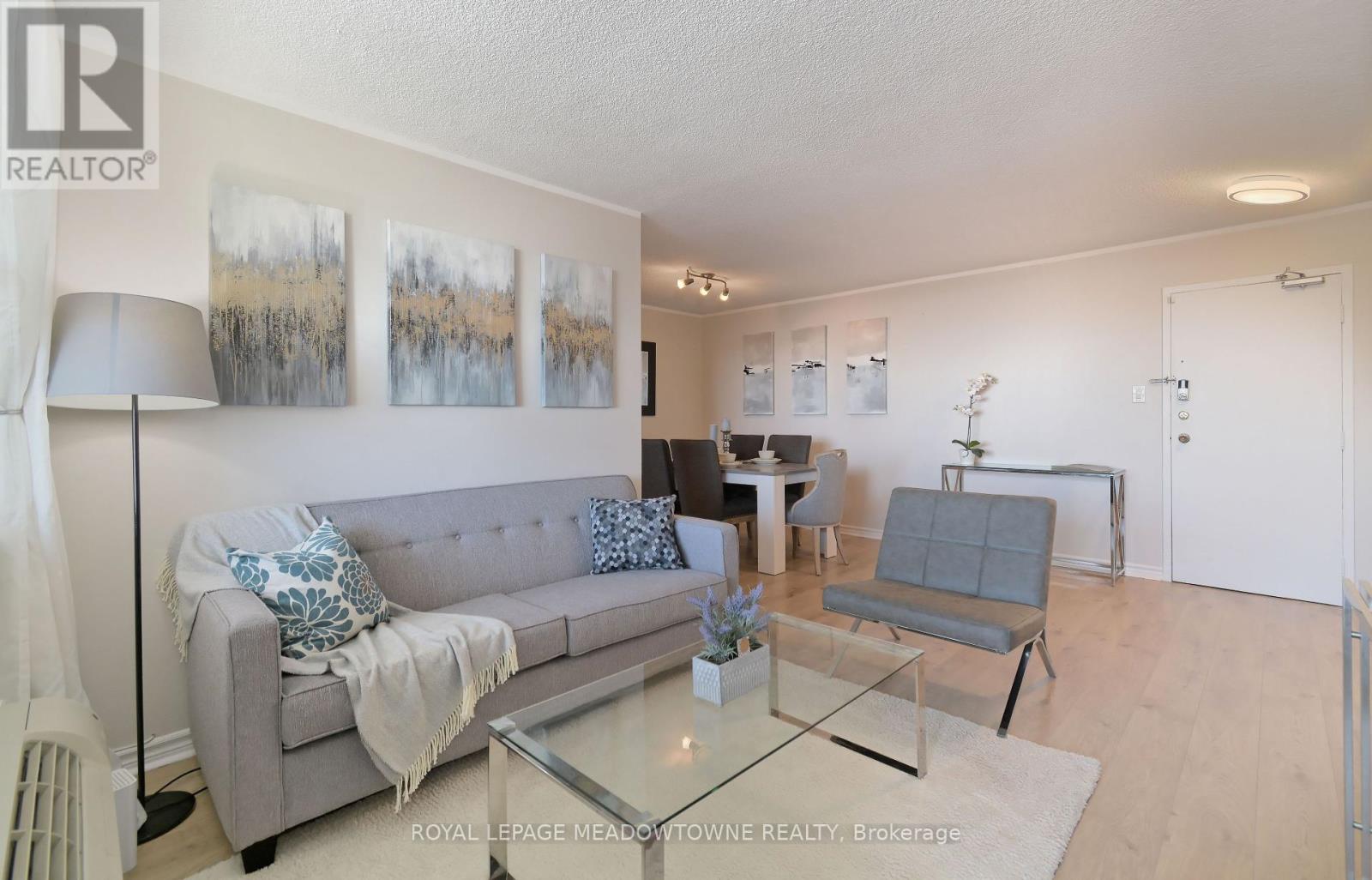 609 - 966 Inverhouse Drive, Mississauga, Ontario  L5J 4B6 - Photo 3 - W12388829
