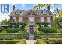 33 SALISBURY Avenue, cambridge, Ontario