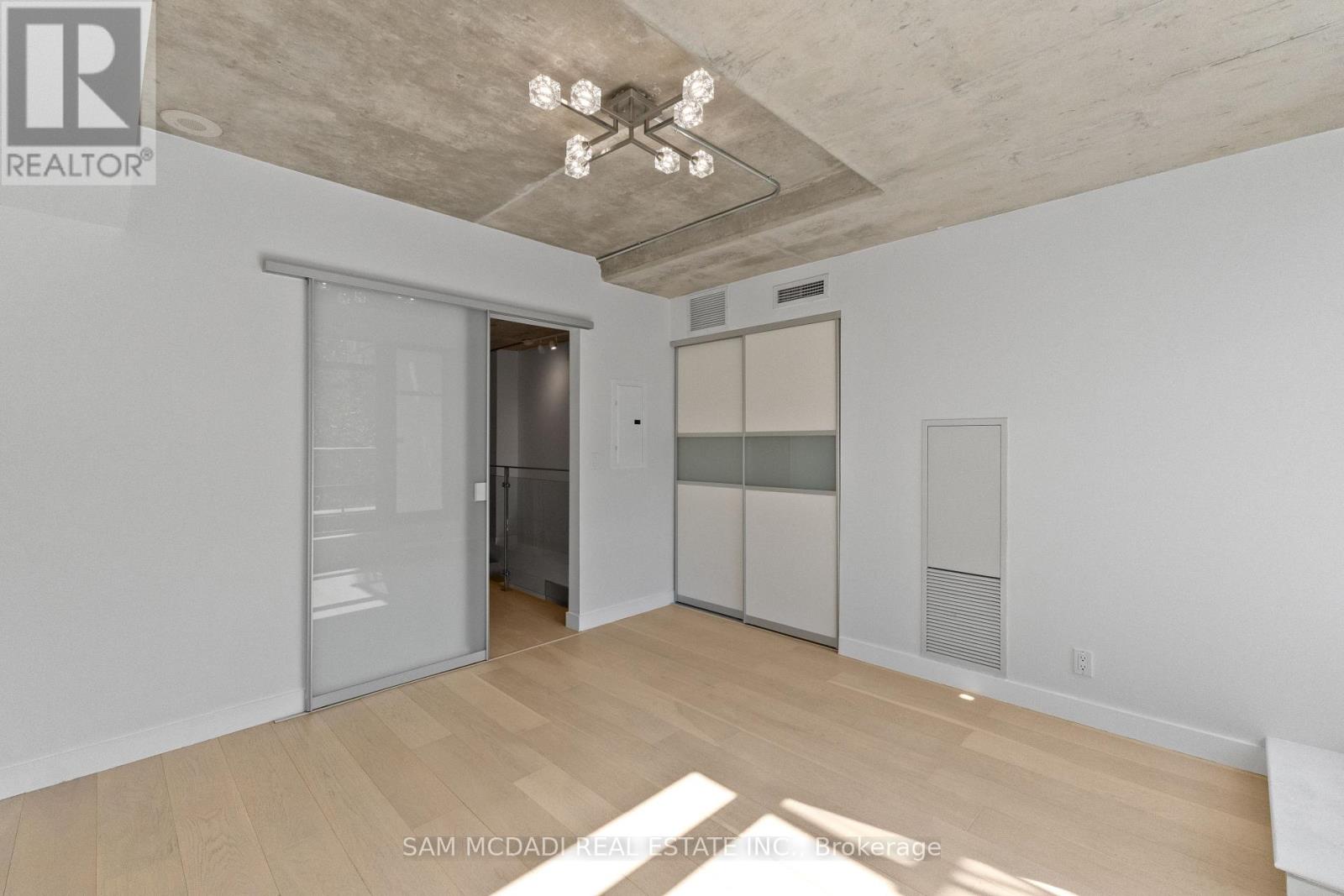 123 - 55 Stewart Street, Toronto, Ontario  M5V 2V1 - Photo 32 - C12389699