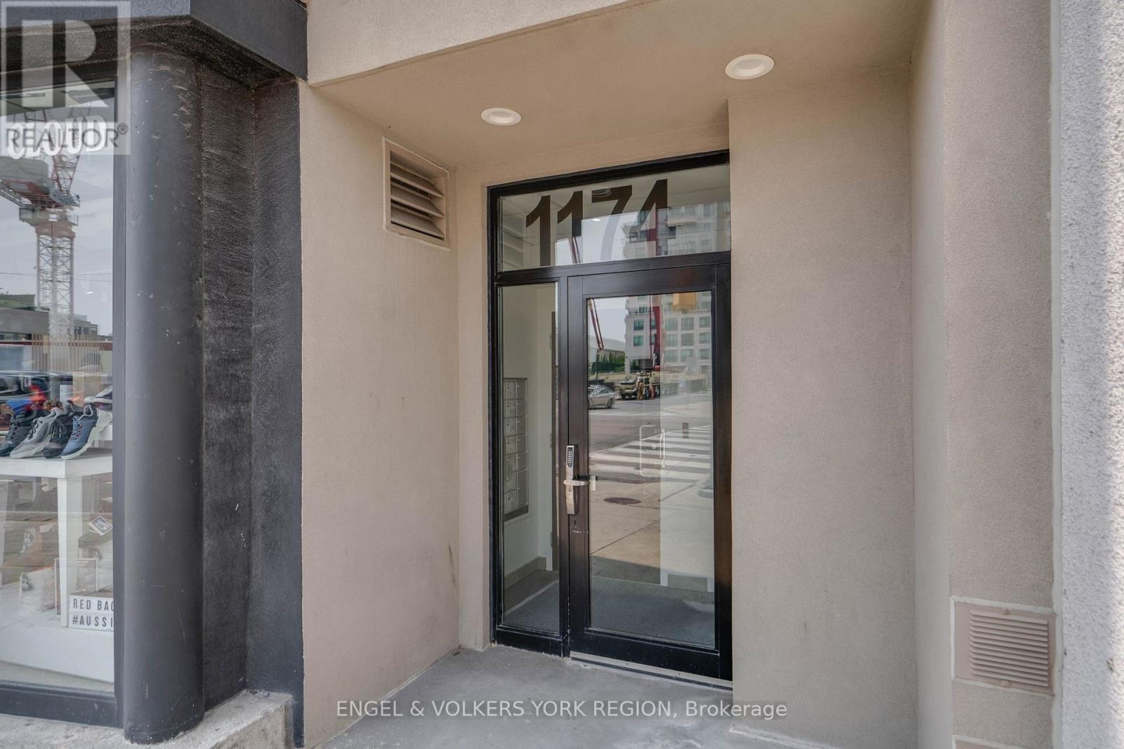 203 - 1174 Yonge Street, Toronto, Ontario  M4W 2L9 - Photo 4 - C12389710