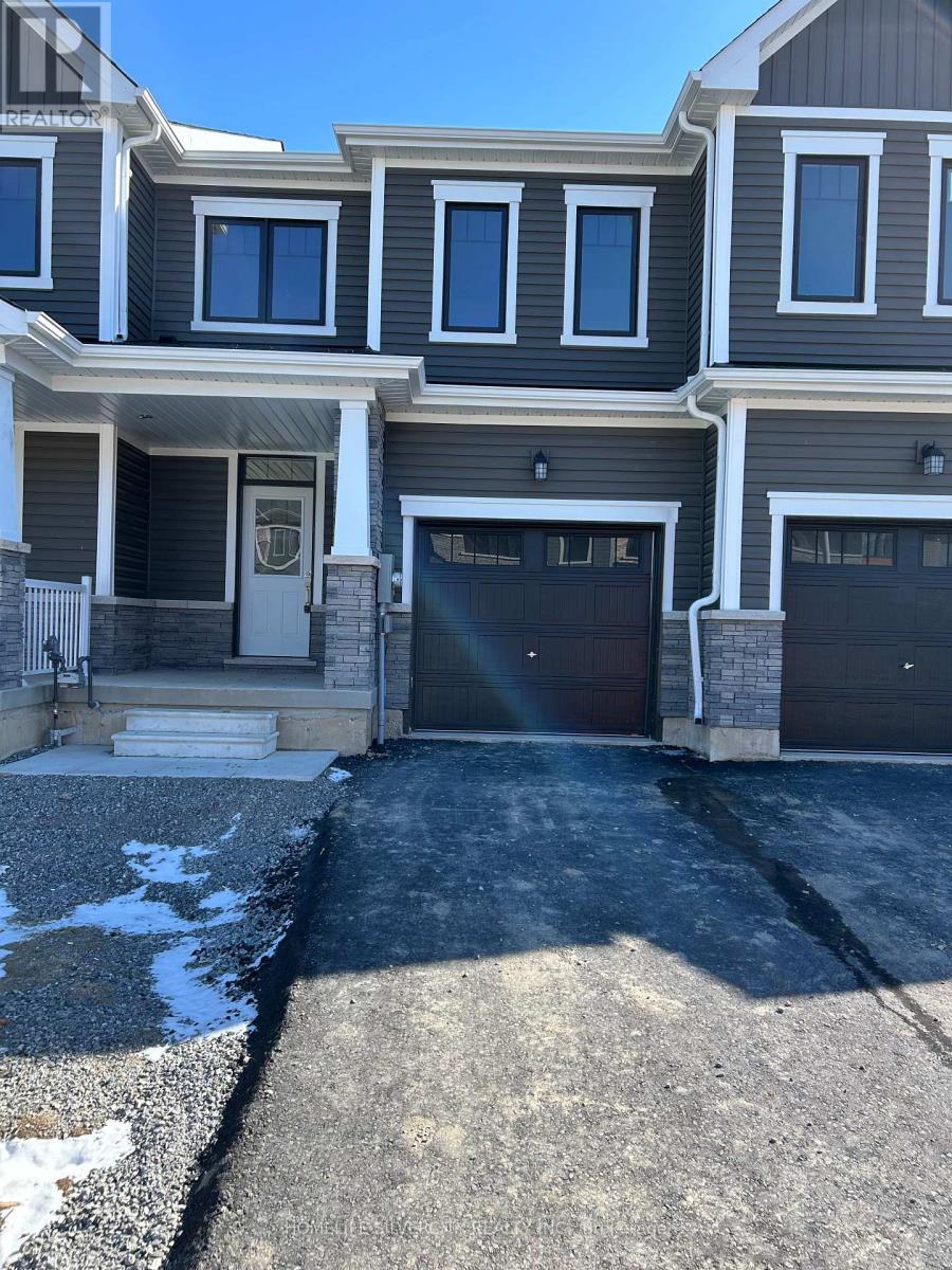 B229-05 - 52 EVER SWEET WAY, Thorold, Ontario