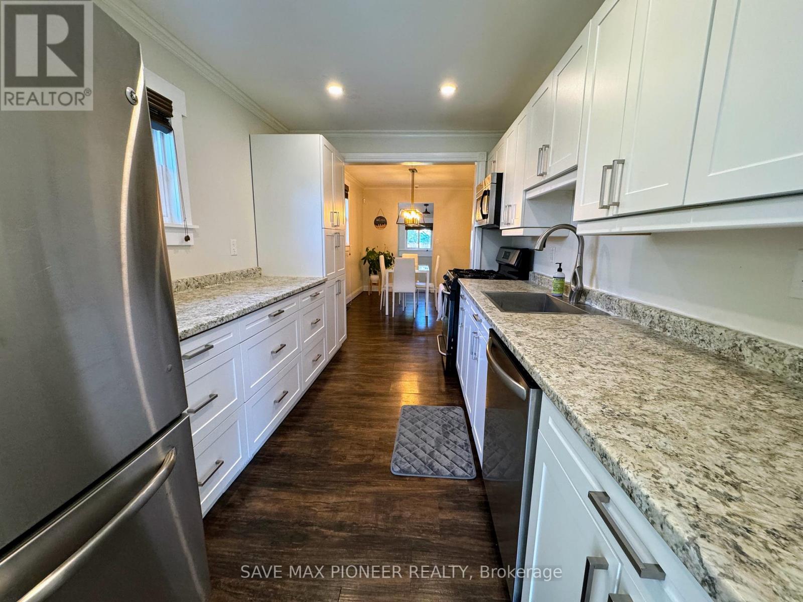 21 Mary Street, Fort Erie, Ontario  L2A 4A2 - Photo 13 - X12387035