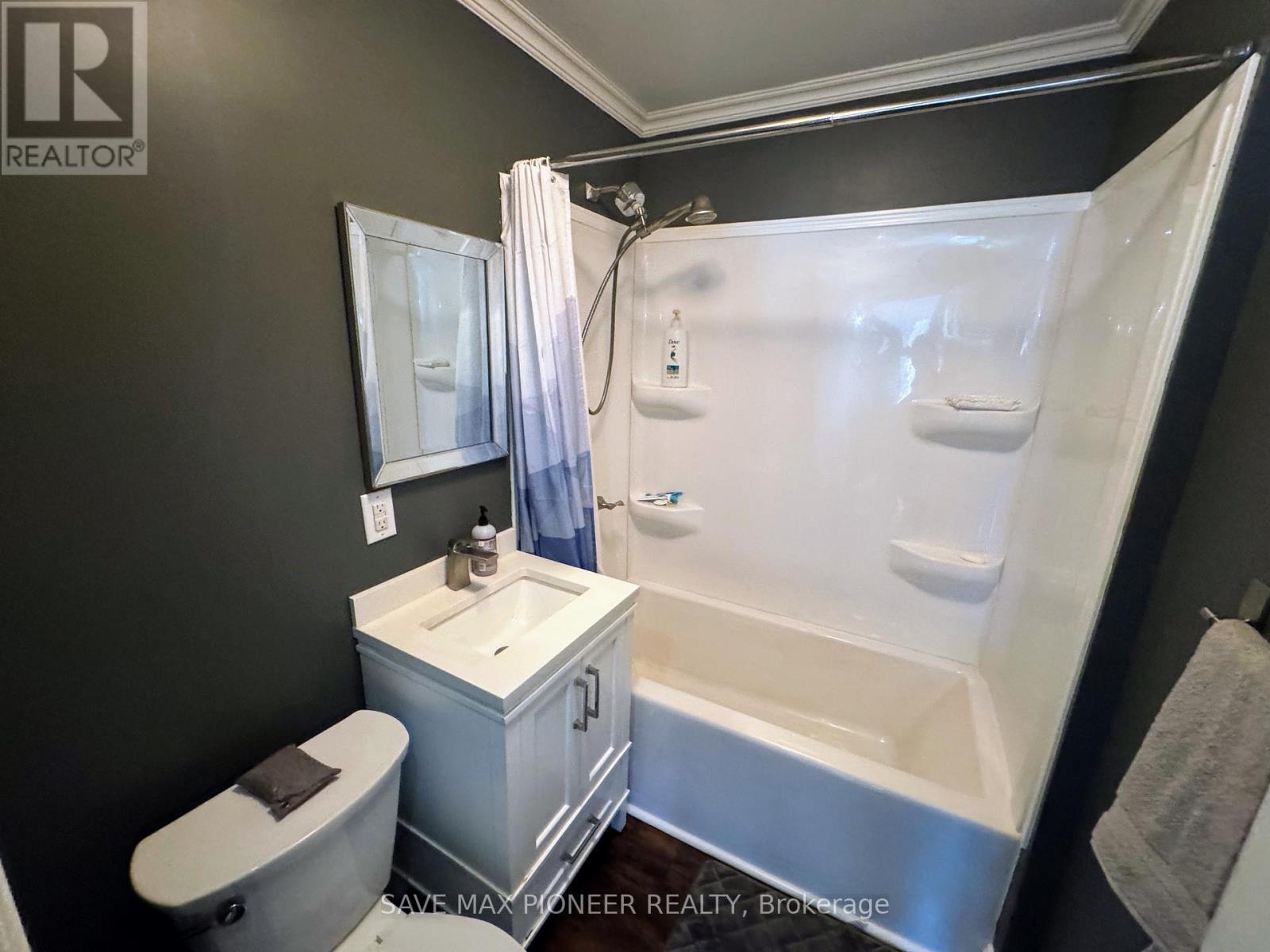 21 Mary Street, Fort Erie, Ontario  L2A 4A2 - Photo 22 - X12387035