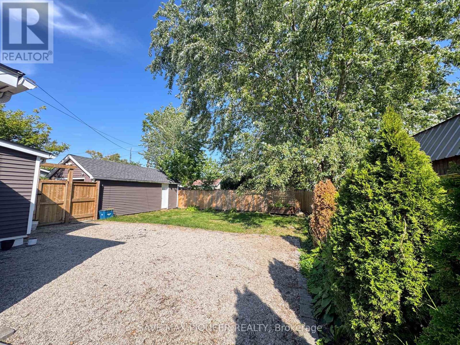 21 Mary Street, Fort Erie, Ontario  L2A 4A2 - Photo 26 - X12387035