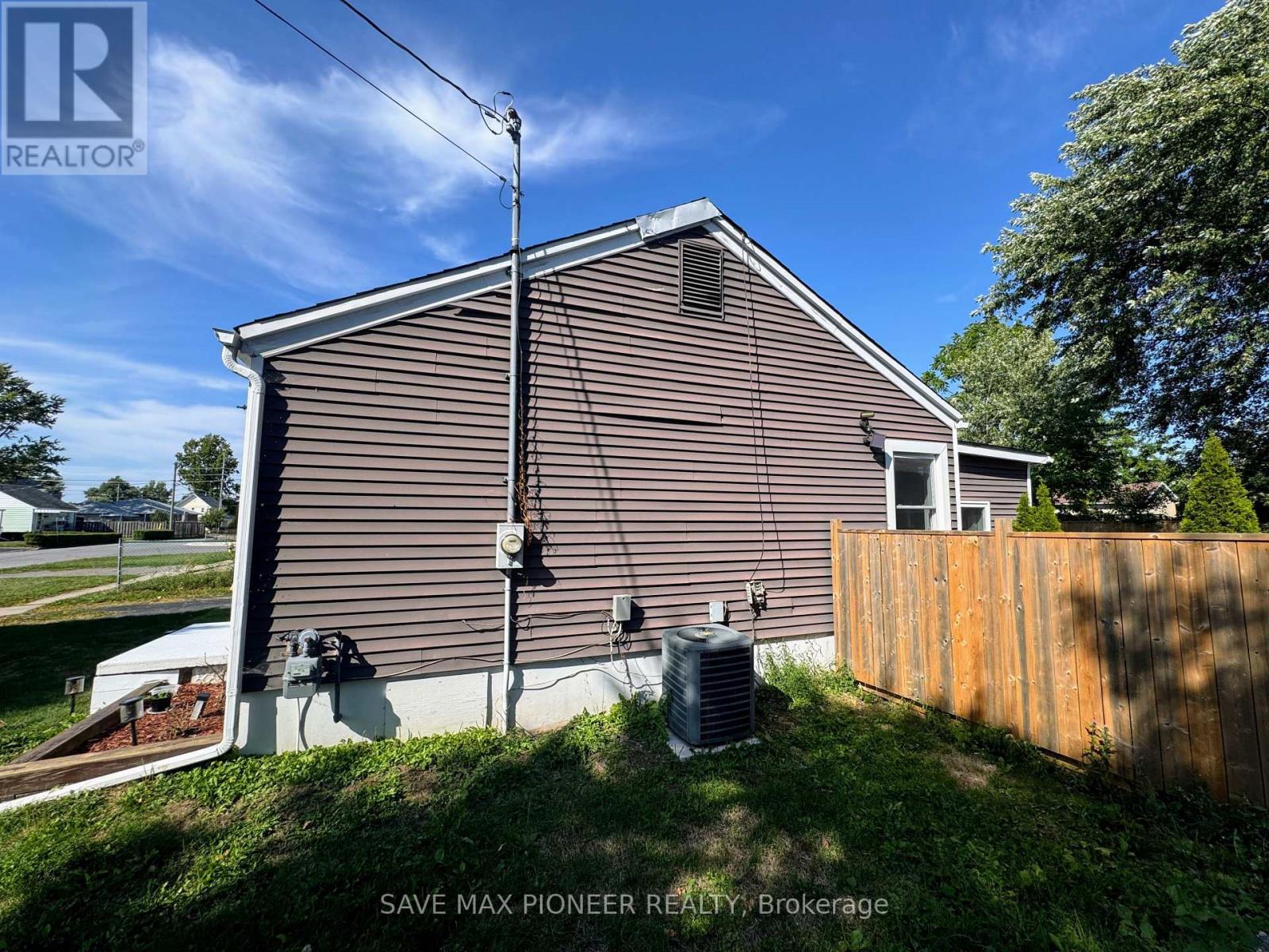 21 Mary Street, Fort Erie, Ontario  L2A 4A2 - Photo 27 - X12387035