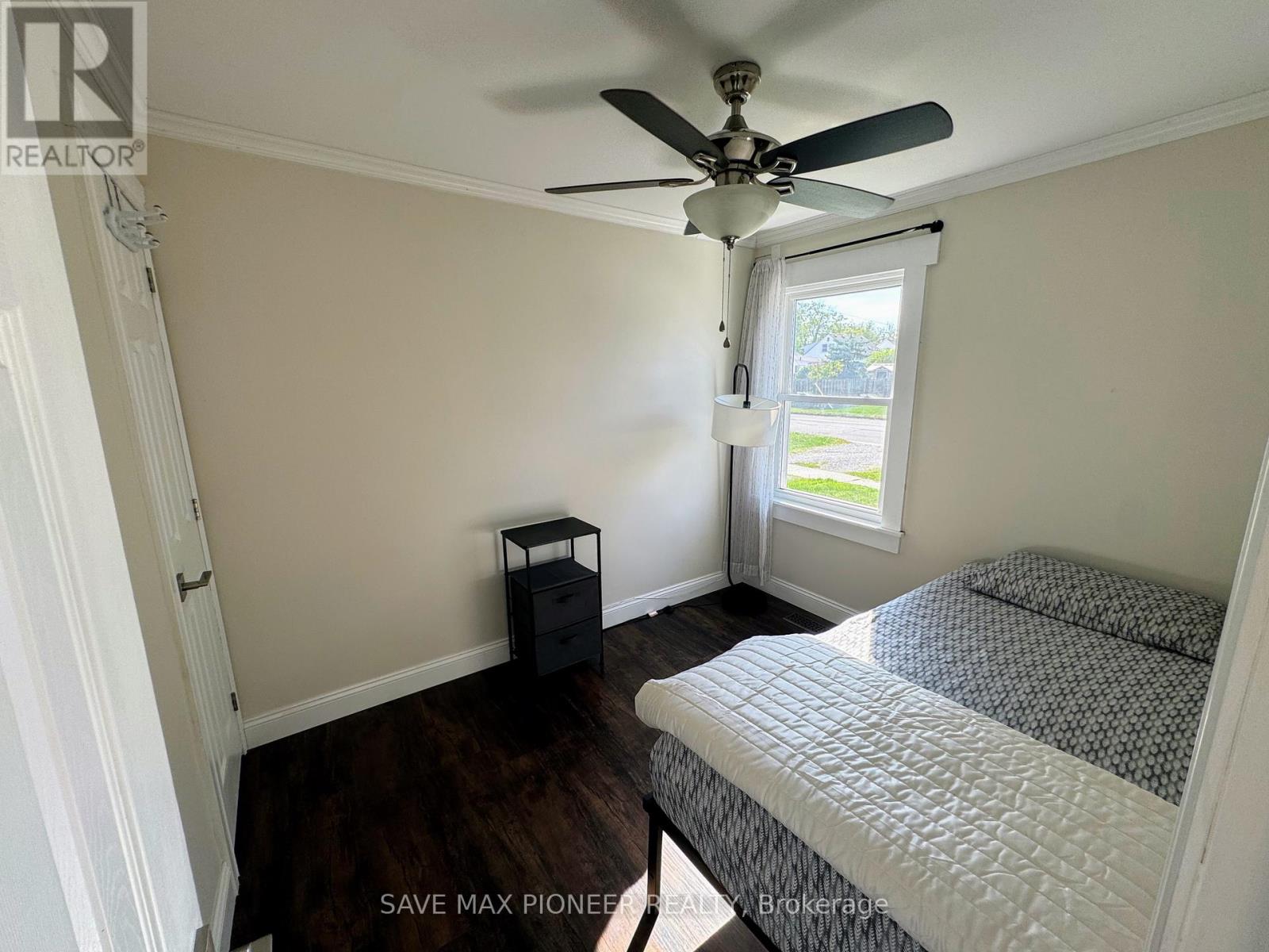 21 Mary Street, Fort Erie, Ontario  L2A 4A2 - Photo 6 - X12387035