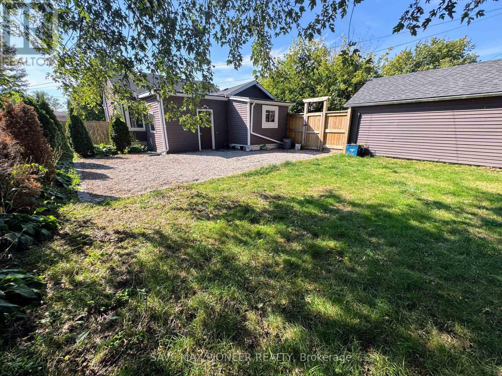 21 Mary Street, Fort Erie, Ontario  L2A 4A2 - Photo 25 - X12387035
