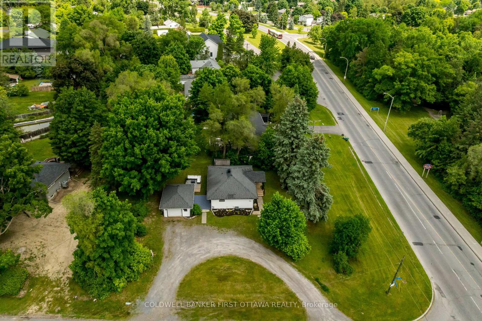 Property at 1 PORTER STREET image 3