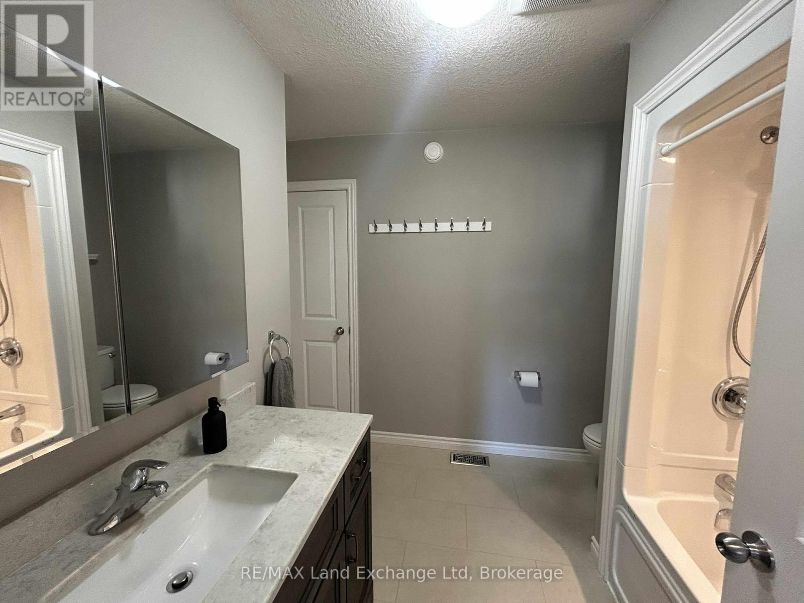 6 Janet Street S, South Bruce, Ontario  N0G 2S0 - Photo 15 - X12389754
