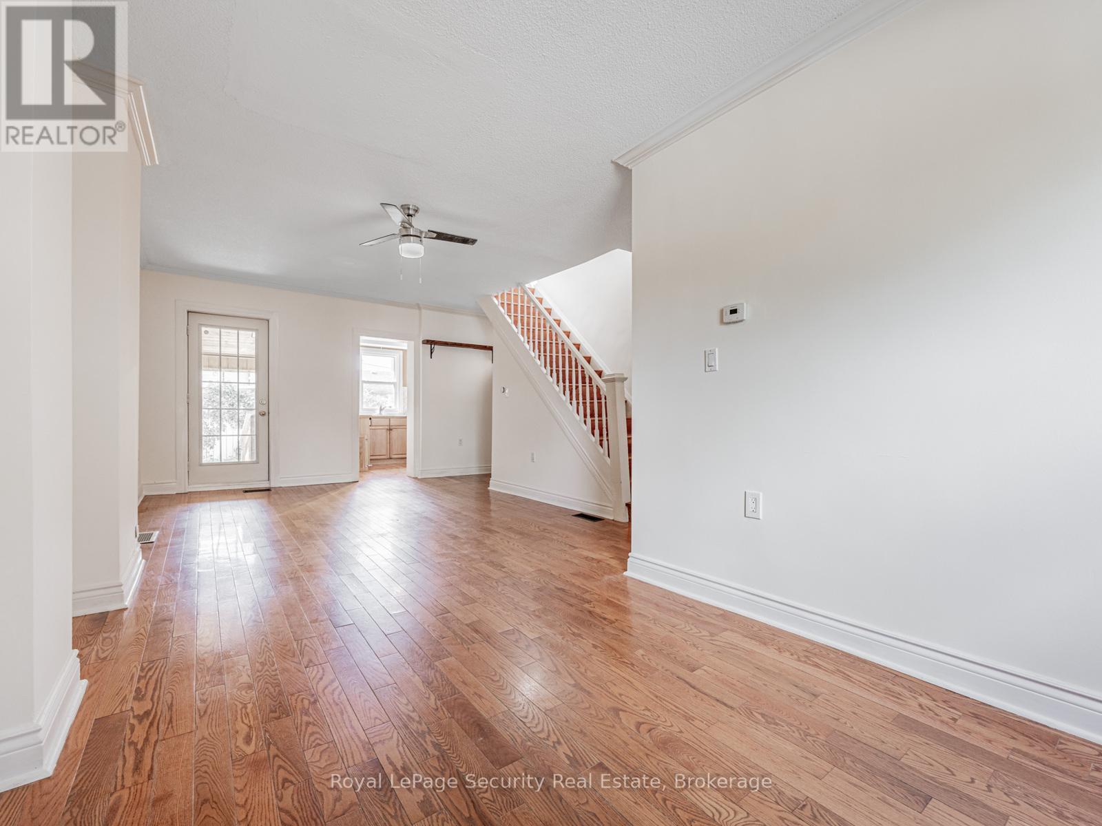147 Hope Street, Toronto (Corso Italia-Davenport), Ontario  M6E 1K4 - Photo 11 - W12389673