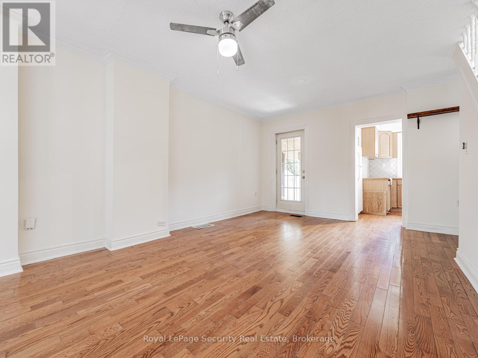147 Hope Street, Toronto (Corso Italia-Davenport), Ontario  M6E 1K4 - Photo 15 - W12389673