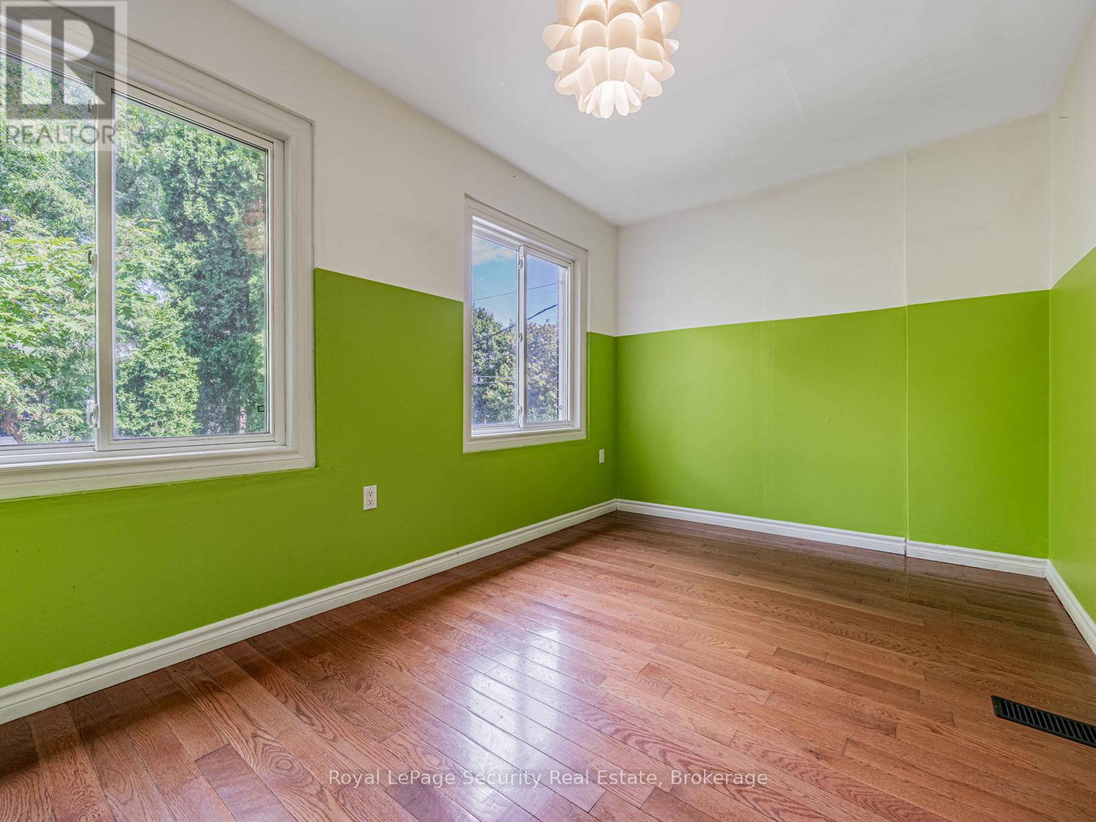 147 Hope Street, Toronto (Corso Italia-Davenport), Ontario  M6E 1K4 - Photo 22 - W12389673