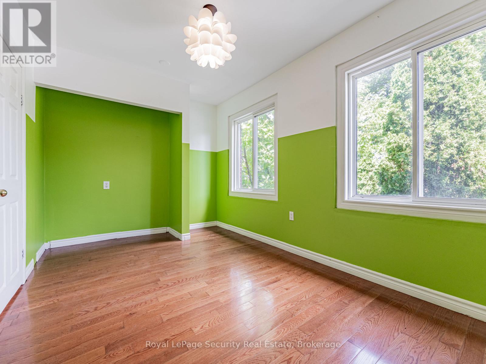 147 Hope Street, Toronto (Corso Italia-Davenport), Ontario  M6E 1K4 - Photo 23 - W12389673