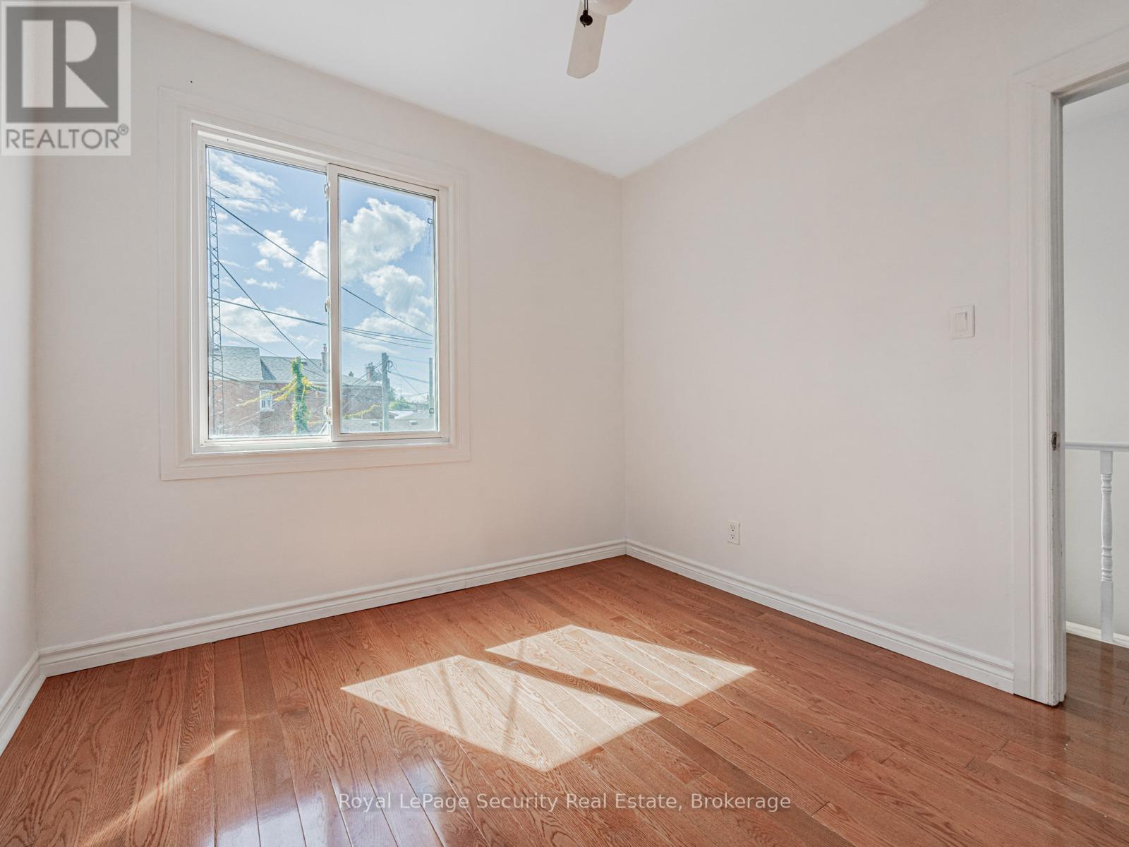 147 Hope Street, Toronto (Corso Italia-Davenport), Ontario  M6E 1K4 - Photo 27 - W12389673