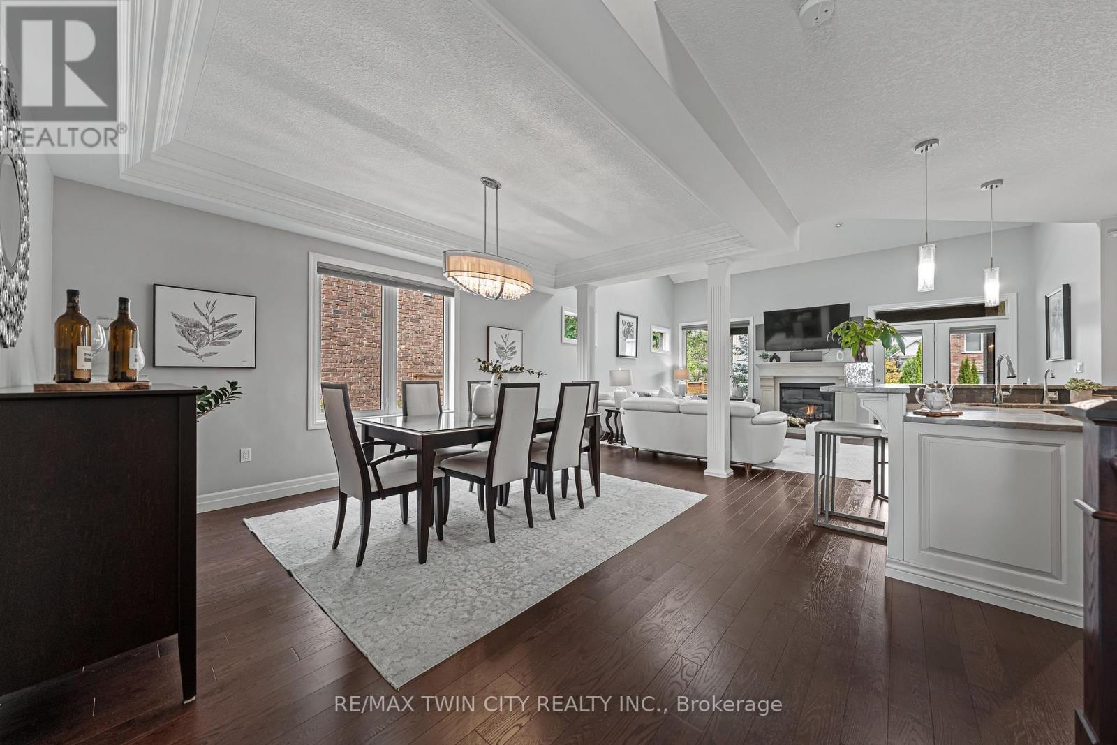 308 Deerfoot Trail, Waterloo, Ontario  N2K 0B3 - Photo 12 - X12389707