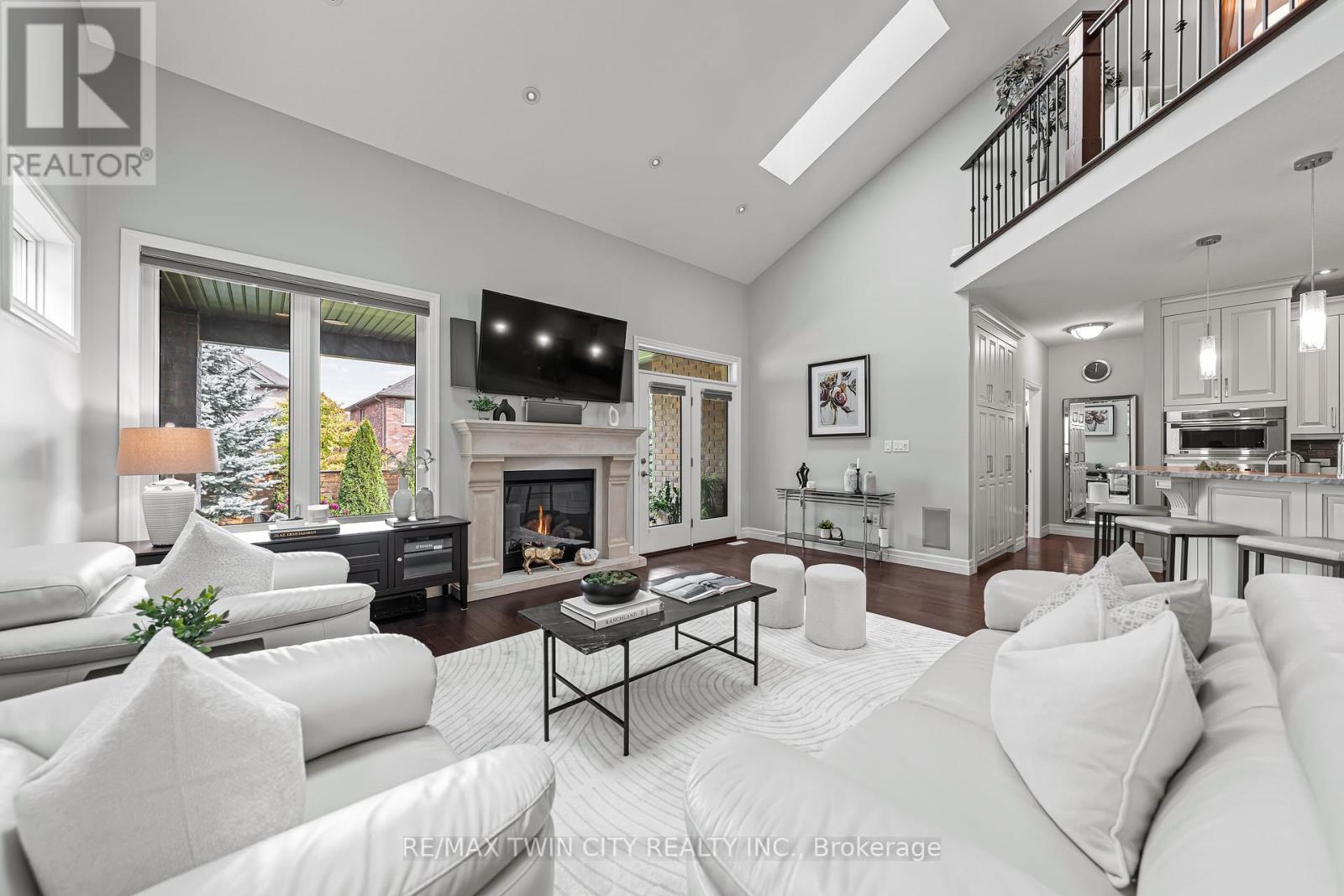 308 Deerfoot Trail, Waterloo, Ontario  N2K 0B3 - Photo 14 - X12389707