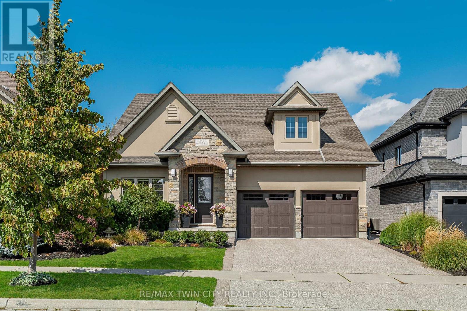 Property at 308 DEERFOOT TRAIL image 2