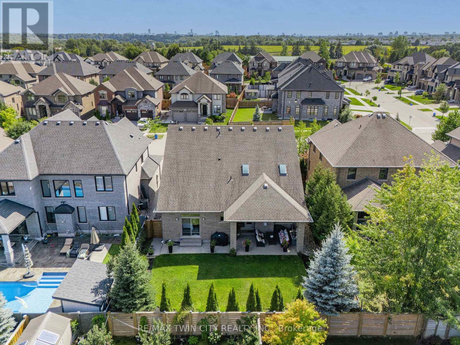 308 Deerfoot Trail, Waterloo, Ontario  N2K 0B3 - Photo 43 - X12389707