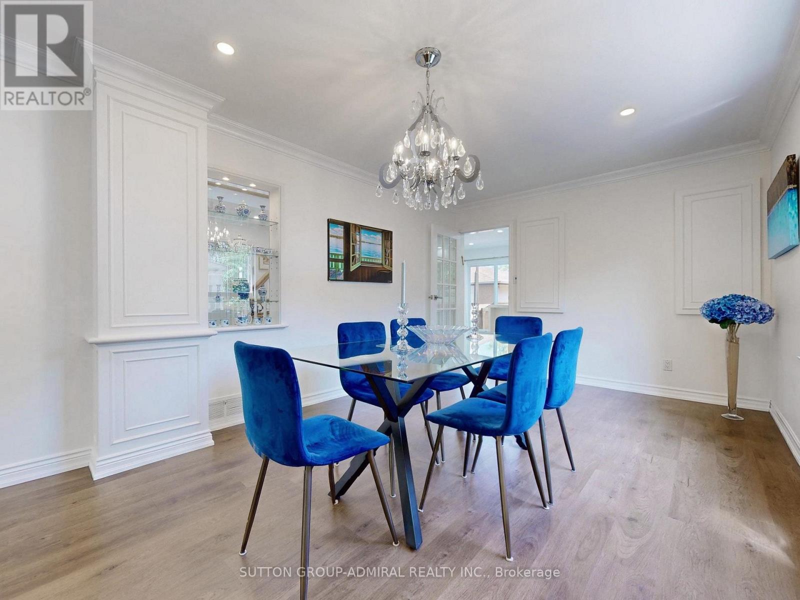 15 Gorman Park, Toronto (Clanton Park), Ontario  M3H 3K3 - Photo 7 - C12389727