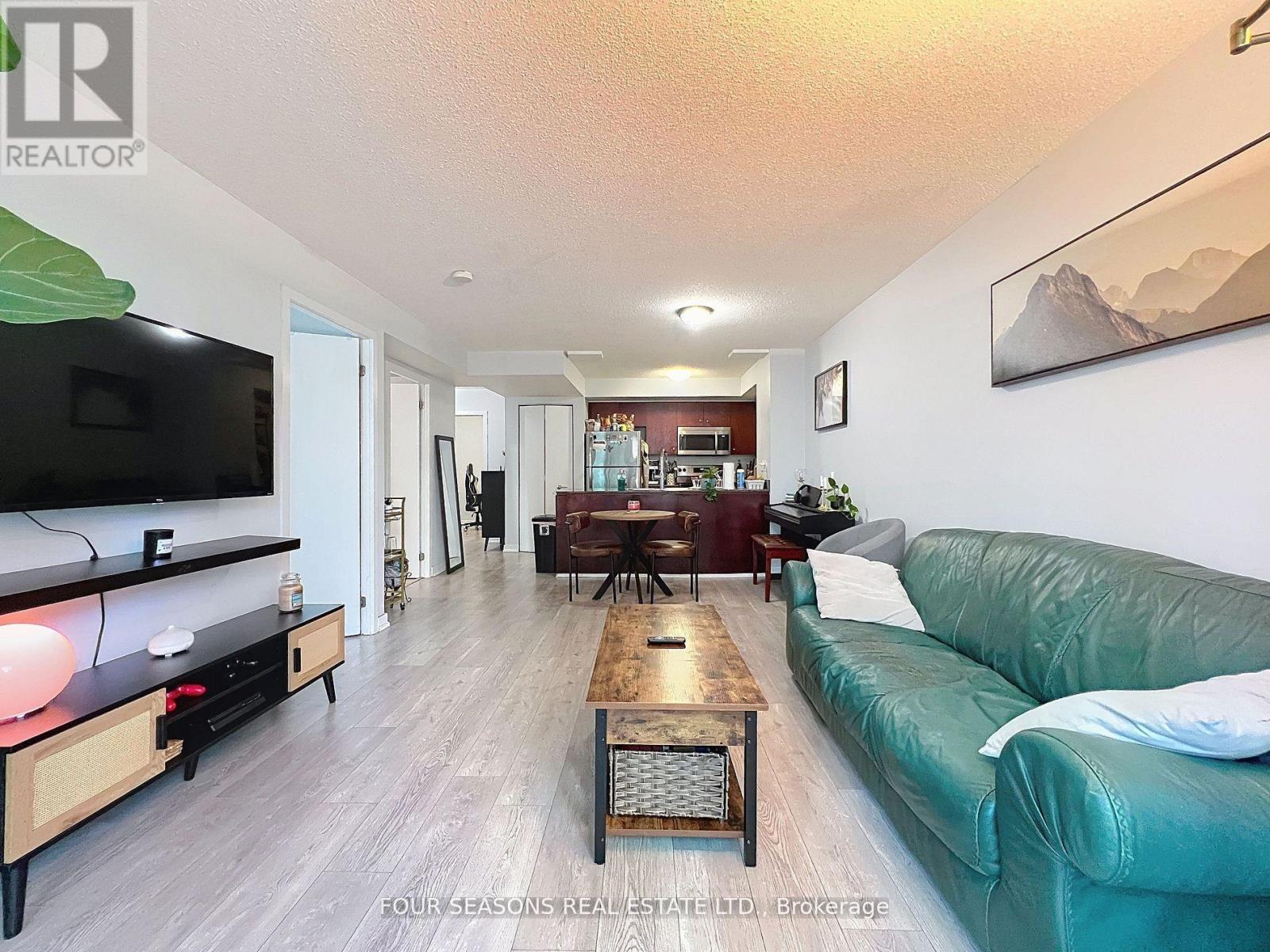 310 - 381 Front Street W, Toronto, Ontario  M5V 3R8 - Photo 7 - C12389728