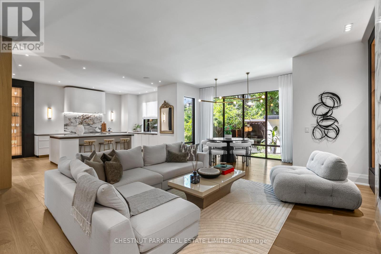 80 Lynwood Avenue, Toronto, Ontario  M4V 1K4 - Photo 13 - C12389813