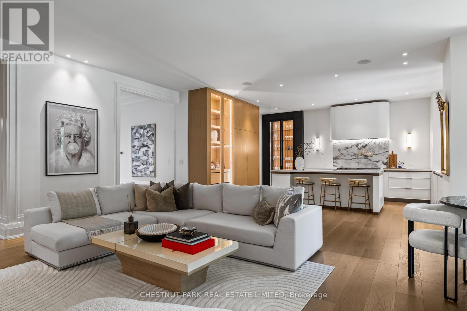 80 Lynwood Avenue, Toronto, Ontario  M4V 1K4 - Photo 14 - C12389813