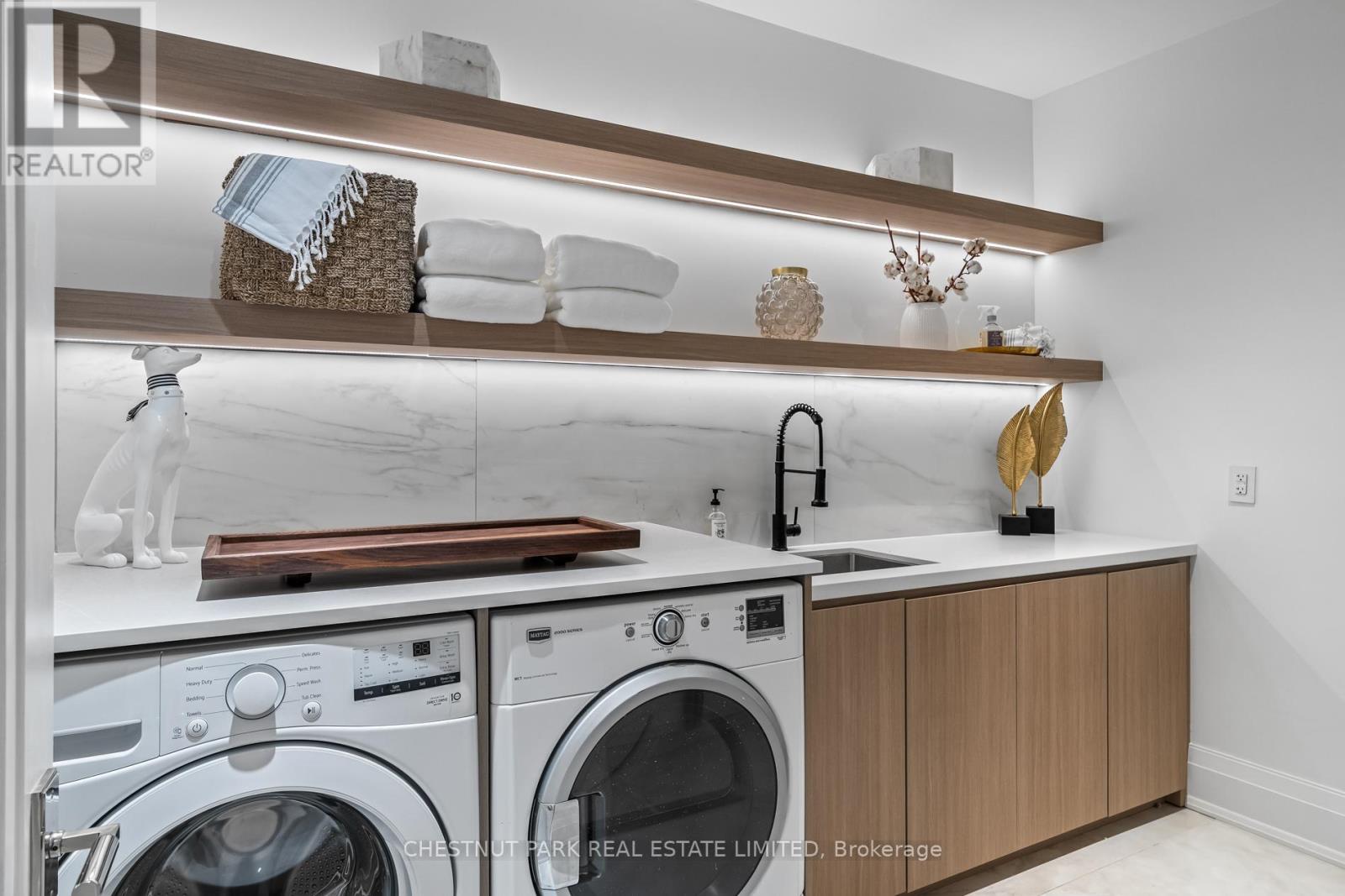80 Lynwood Avenue, Toronto, Ontario  M4V 1K4 - Photo 41 - C12389813