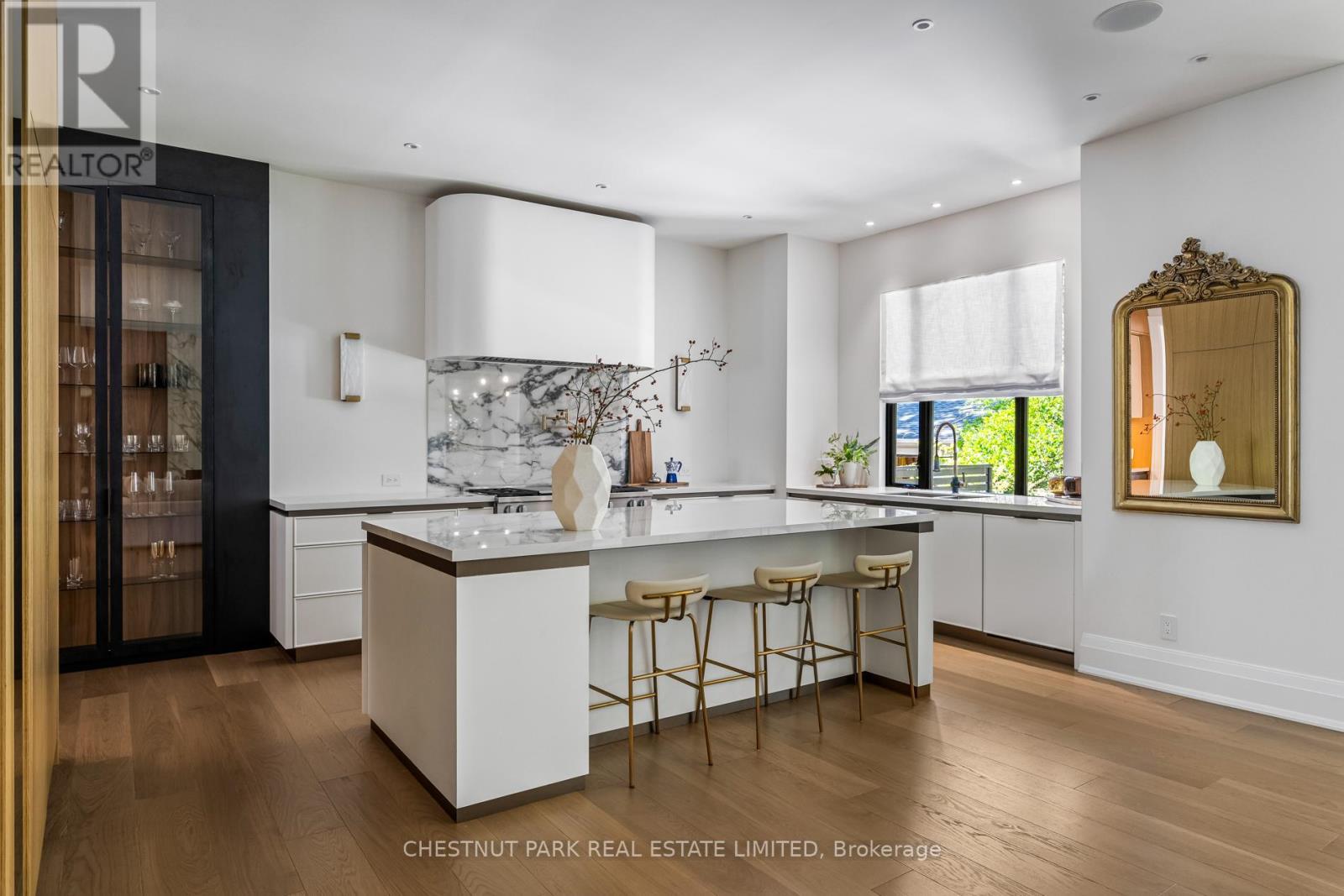 80 Lynwood Avenue, Toronto, Ontario  M4V 1K4 - Photo 9 - C12389813