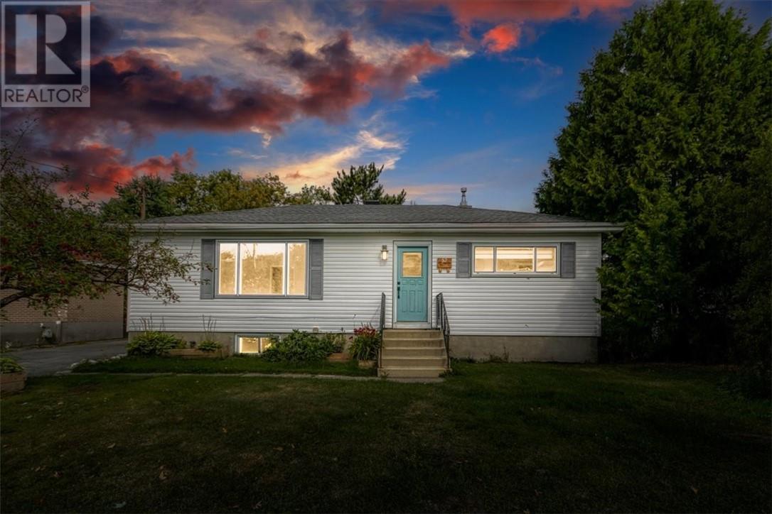 57 Pine Street, Onaping, Ontario  P0M 2R0 - Photo 22 - 2124566
