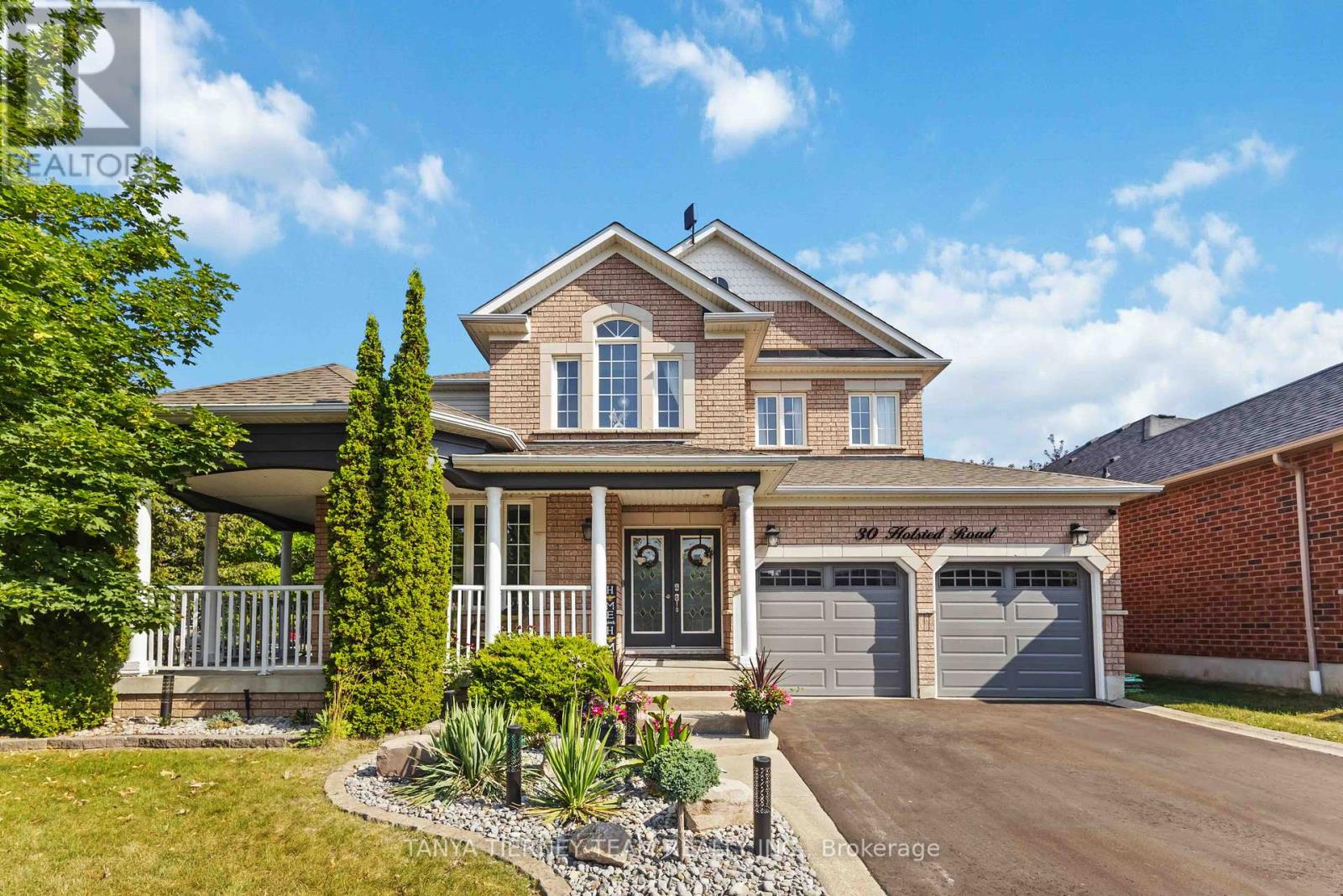 30 Holsted Road, Whitby (Brooklin), Ontario  L1M 2B9 - Photo 1 - E12389786